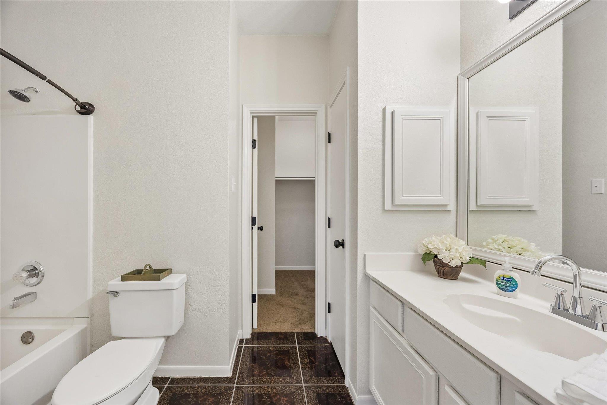 10502 Ballantine St, Houston, TX 77075