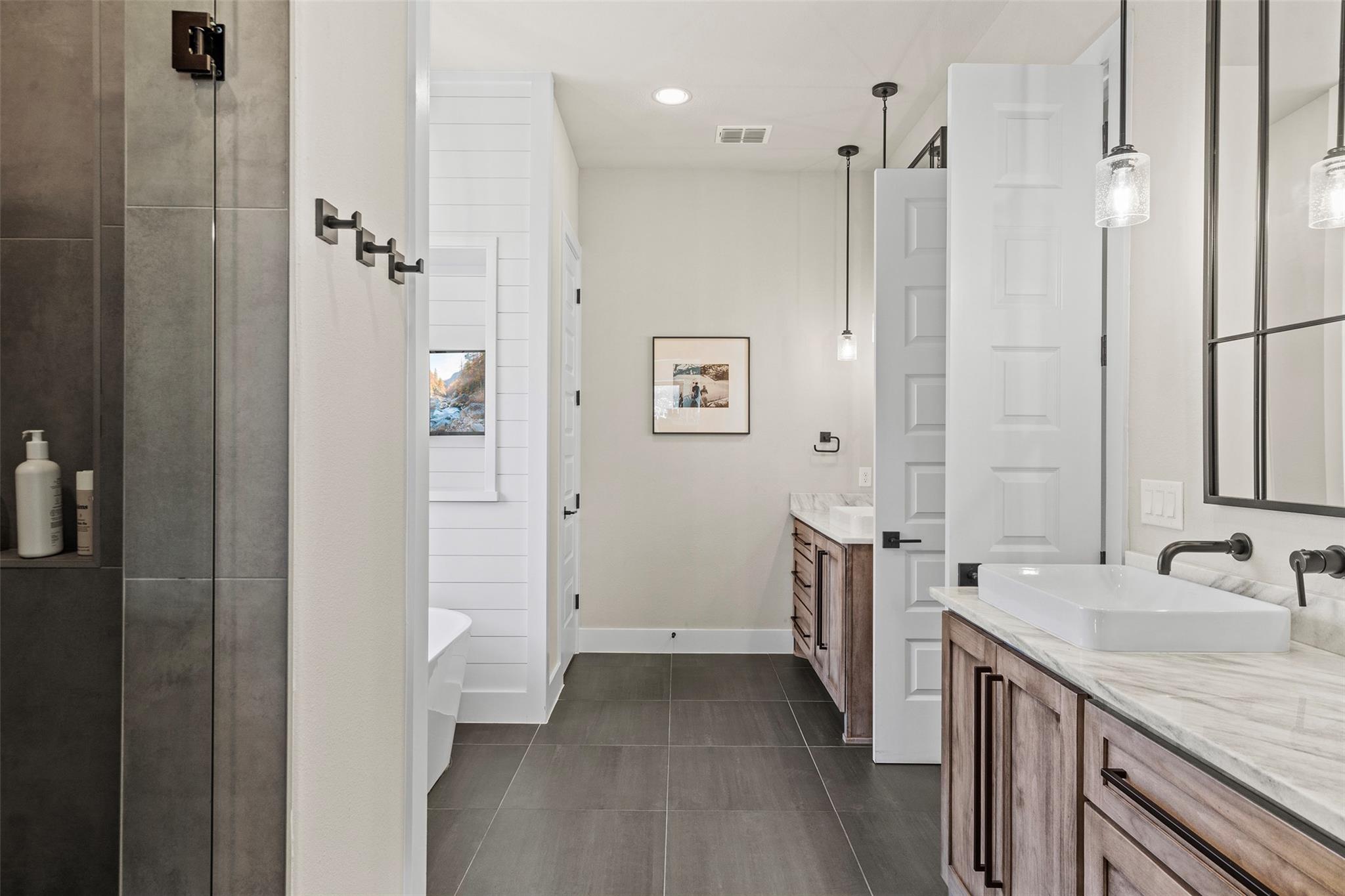 316 Stockman Dr, Dripping Springs, TX 78620