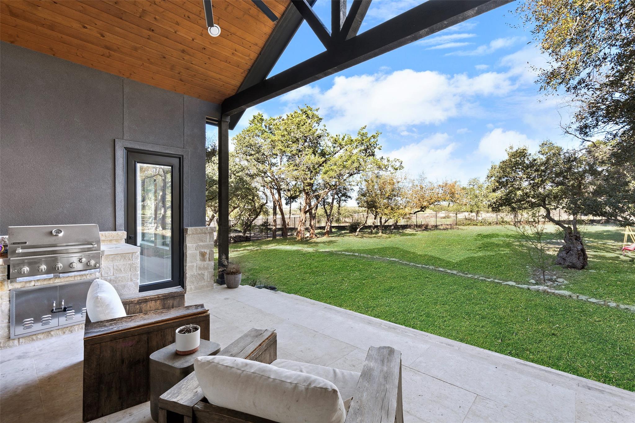 316 Stockman Dr, Dripping Springs, TX 78620