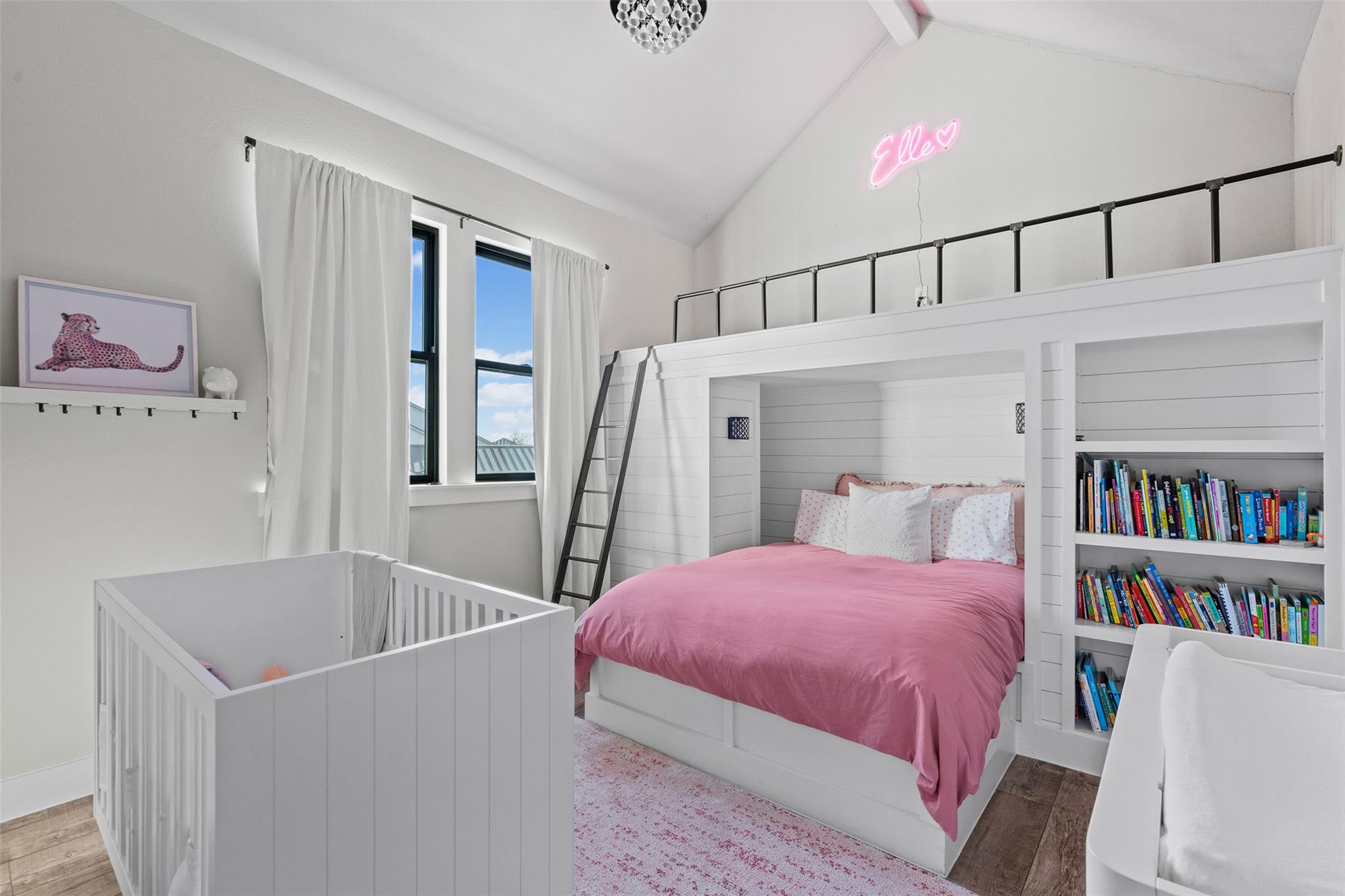 316 Stockman Dr, Dripping Springs, TX 78620