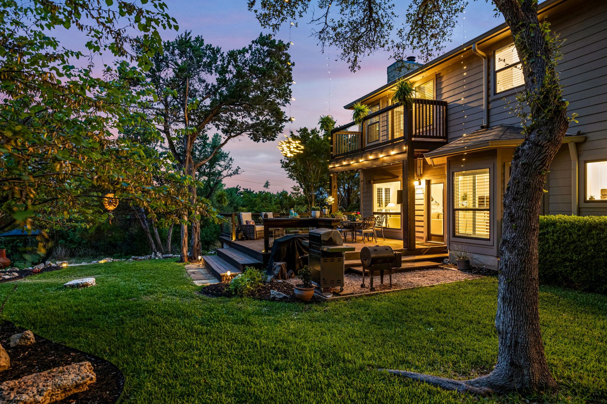 105 Mango Ct, Lakeway, TX 78734