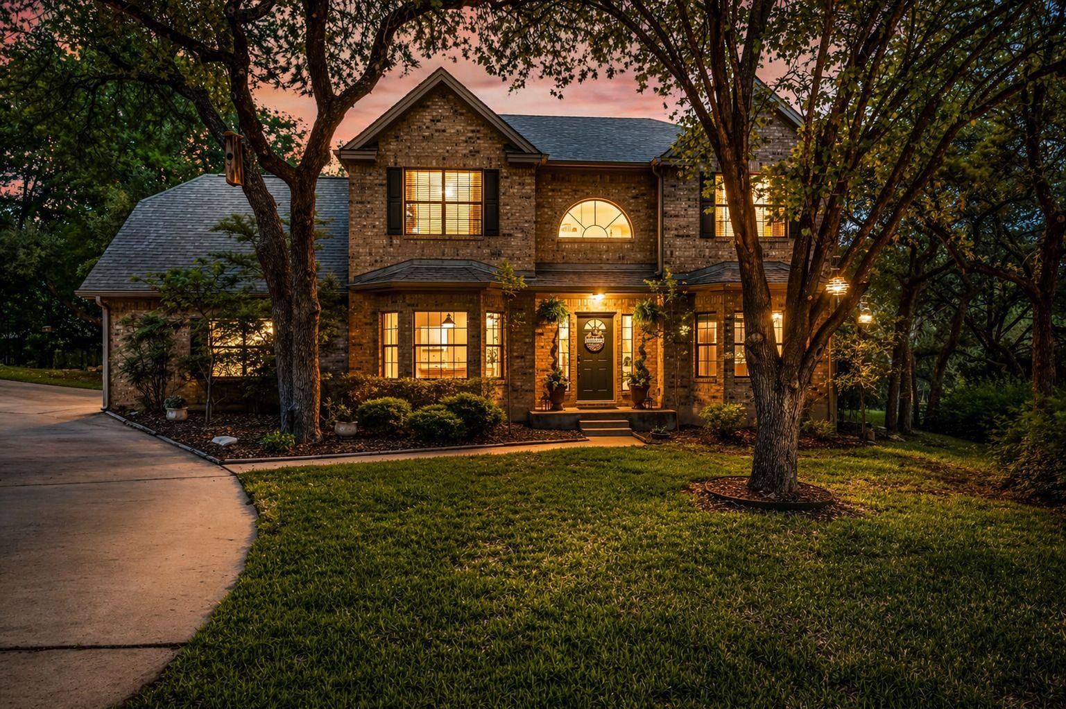 105 Mango Ct, Lakeway, TX 78734