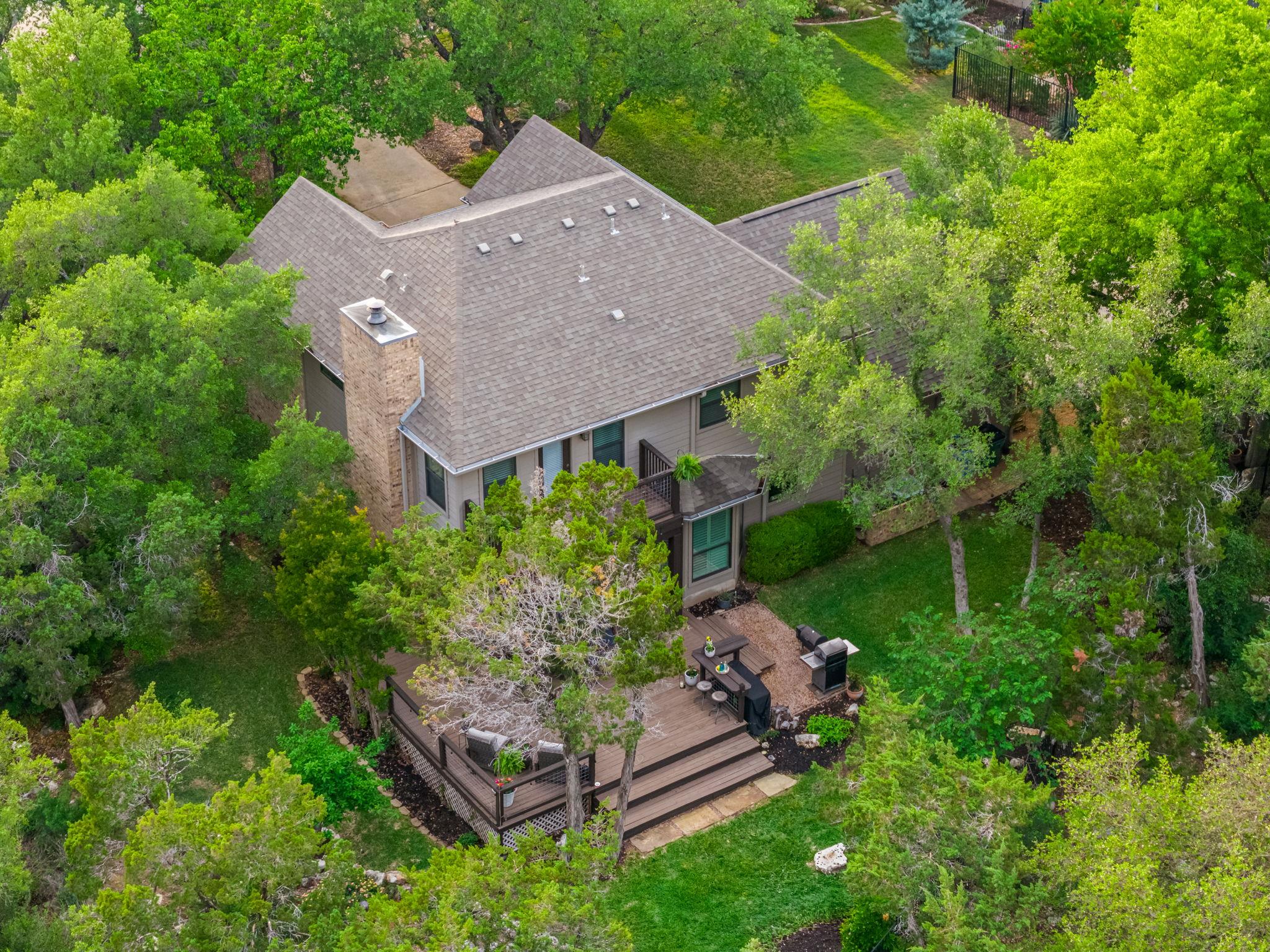 105 Mango Ct, Lakeway, TX 78734