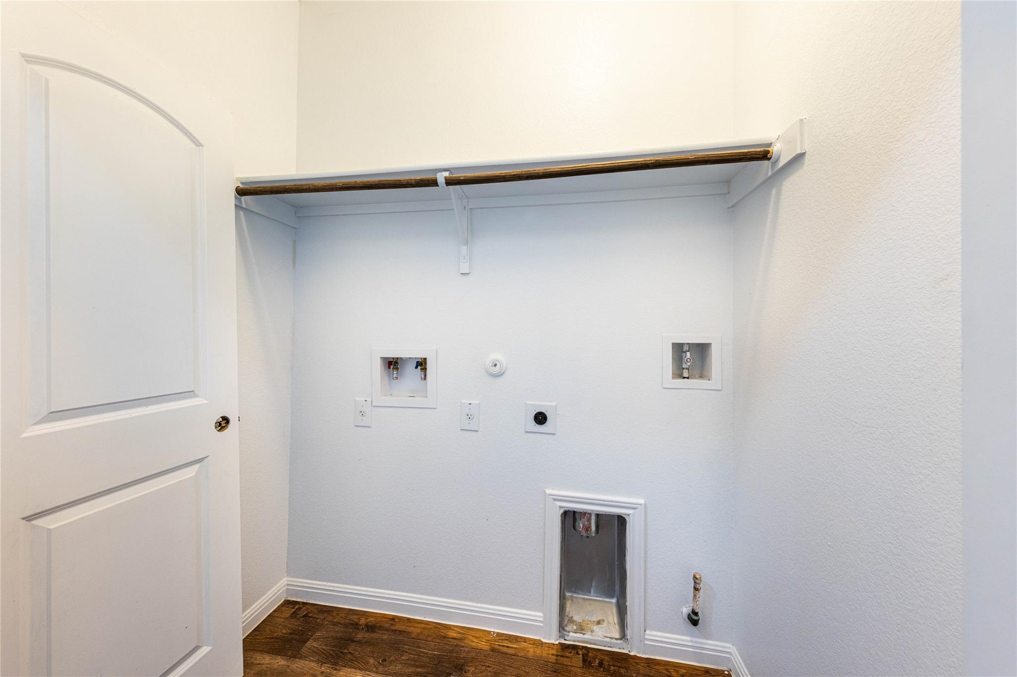 368 Wapiti Rd, Buda, TX 78610