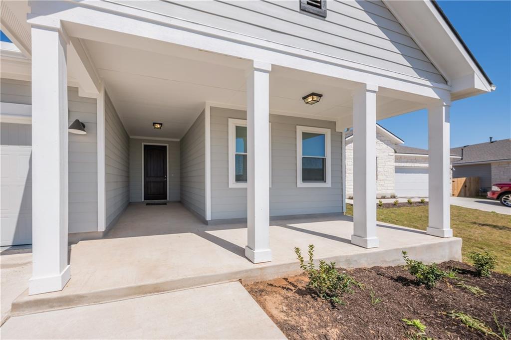 204 Cold Spring Loop, Bastrop, TX 78602