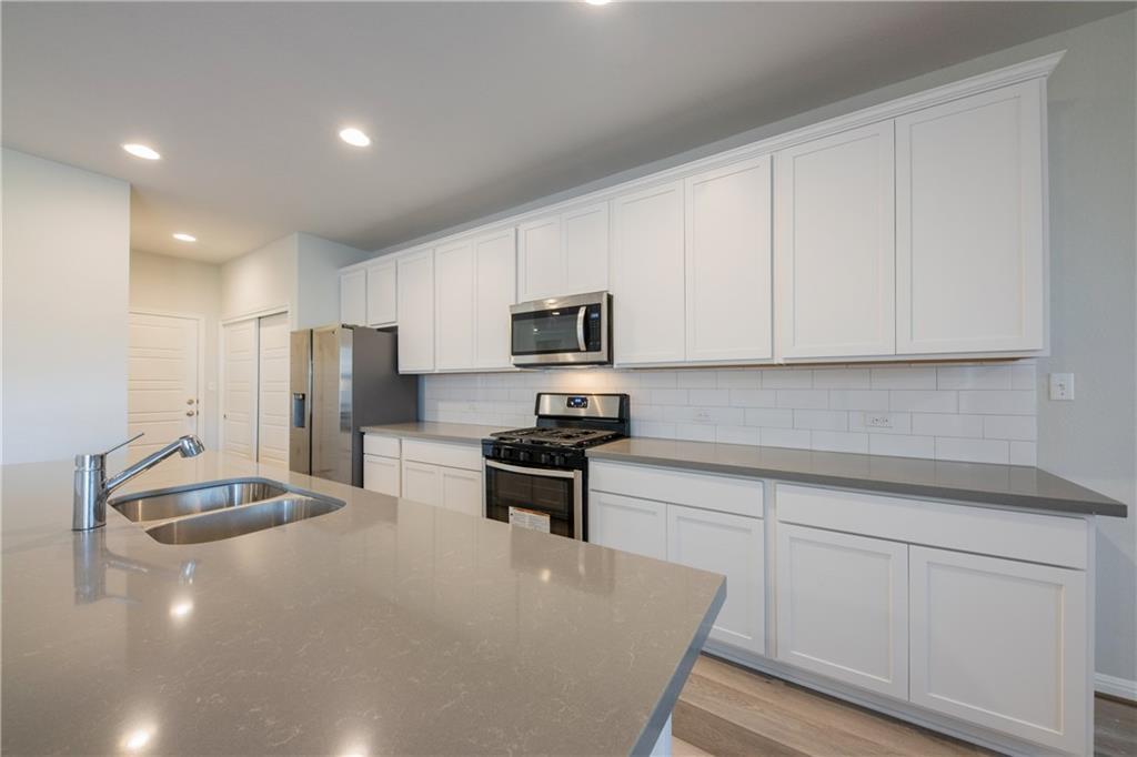 204 Cold Spring Loop, Bastrop, TX 78602