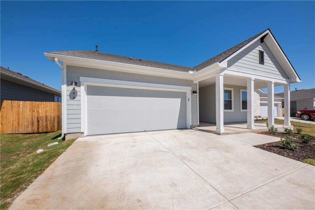 204 Cold Spring Loop, Bastrop, TX 78602