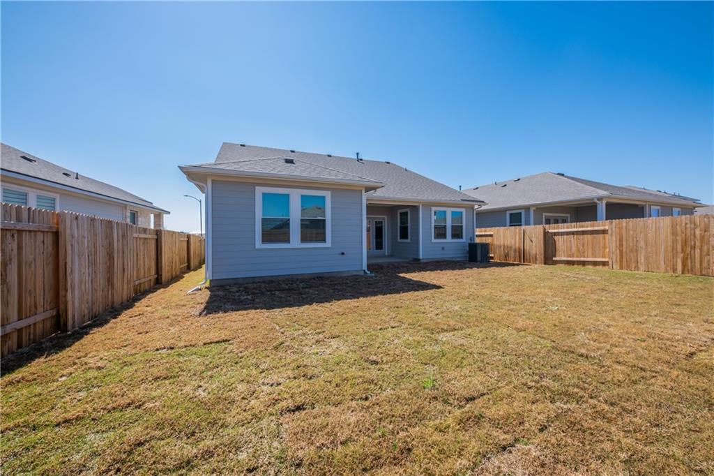 204 Cold Spring Loop, Bastrop, TX 78602