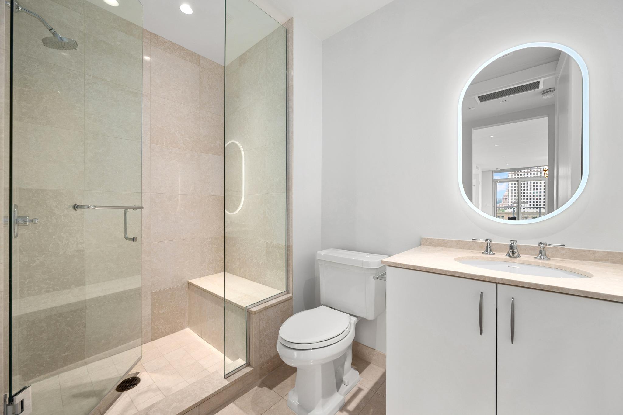 200 Congress Ave # 15E, Austin, TX 78701