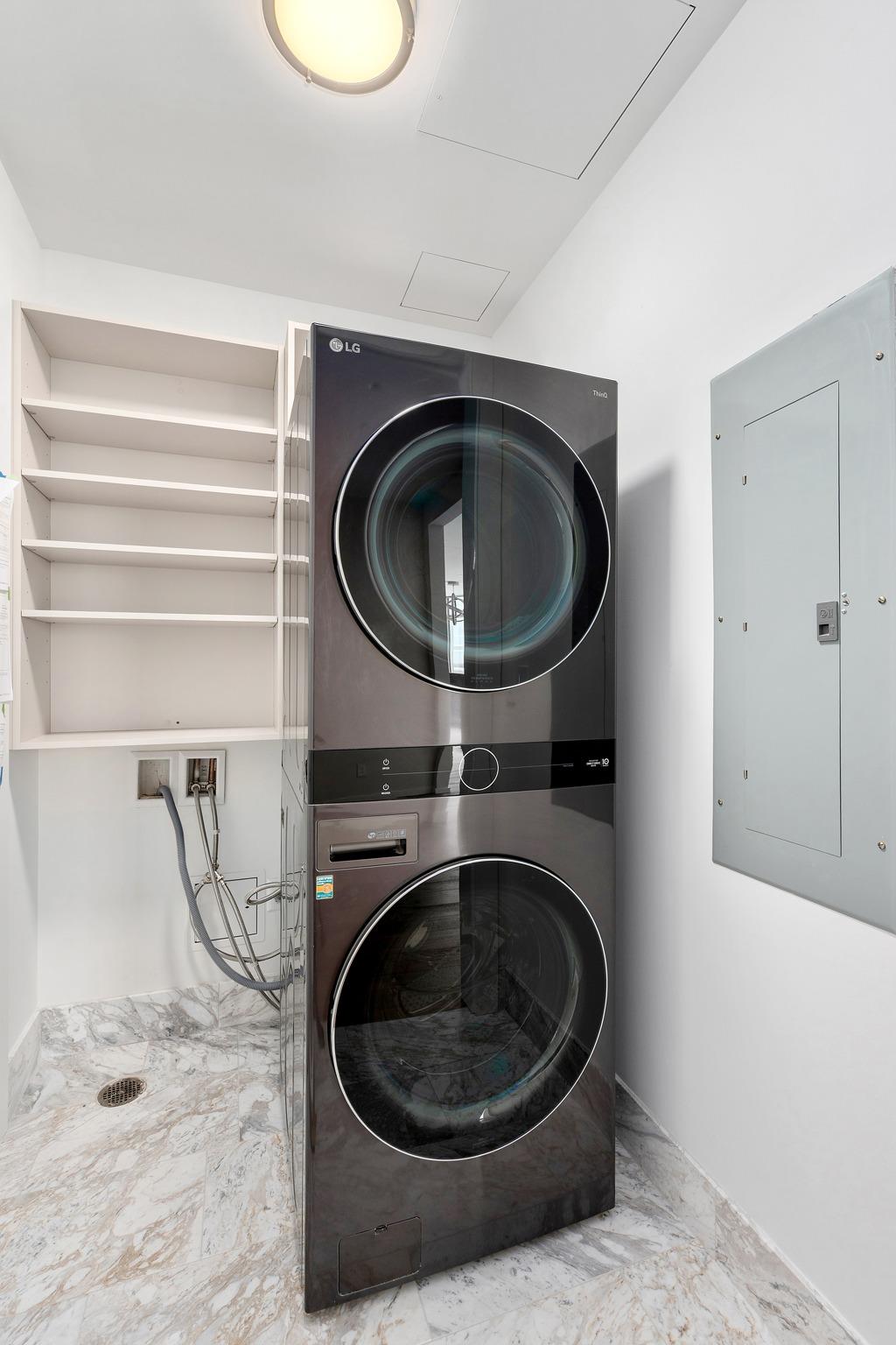 200 Congress Ave # 15E, Austin, TX 78701