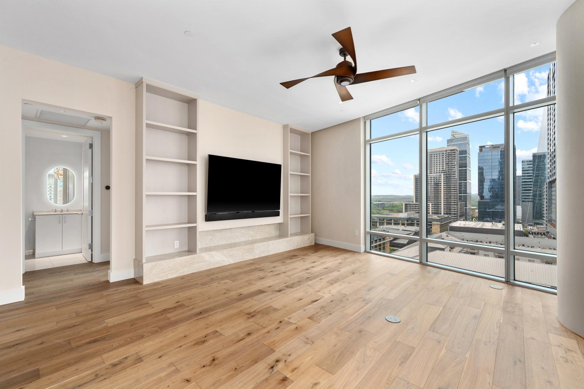200 Congress Ave # 15E, Austin, TX 78701