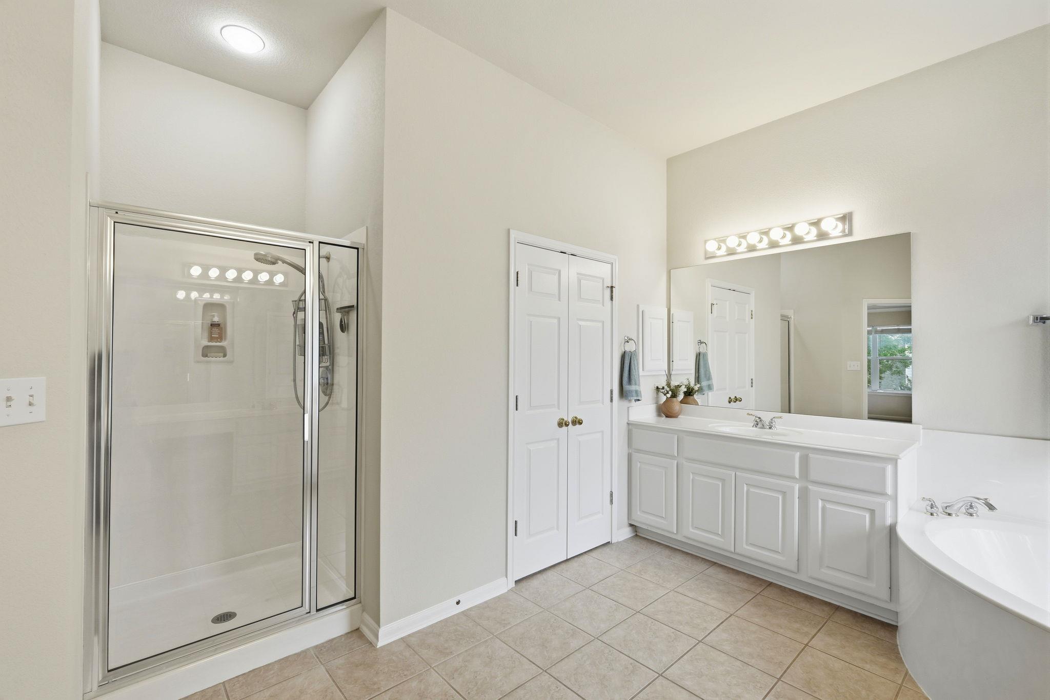 2701 Michelle Lynne Cv, Round Rock, TX 78681