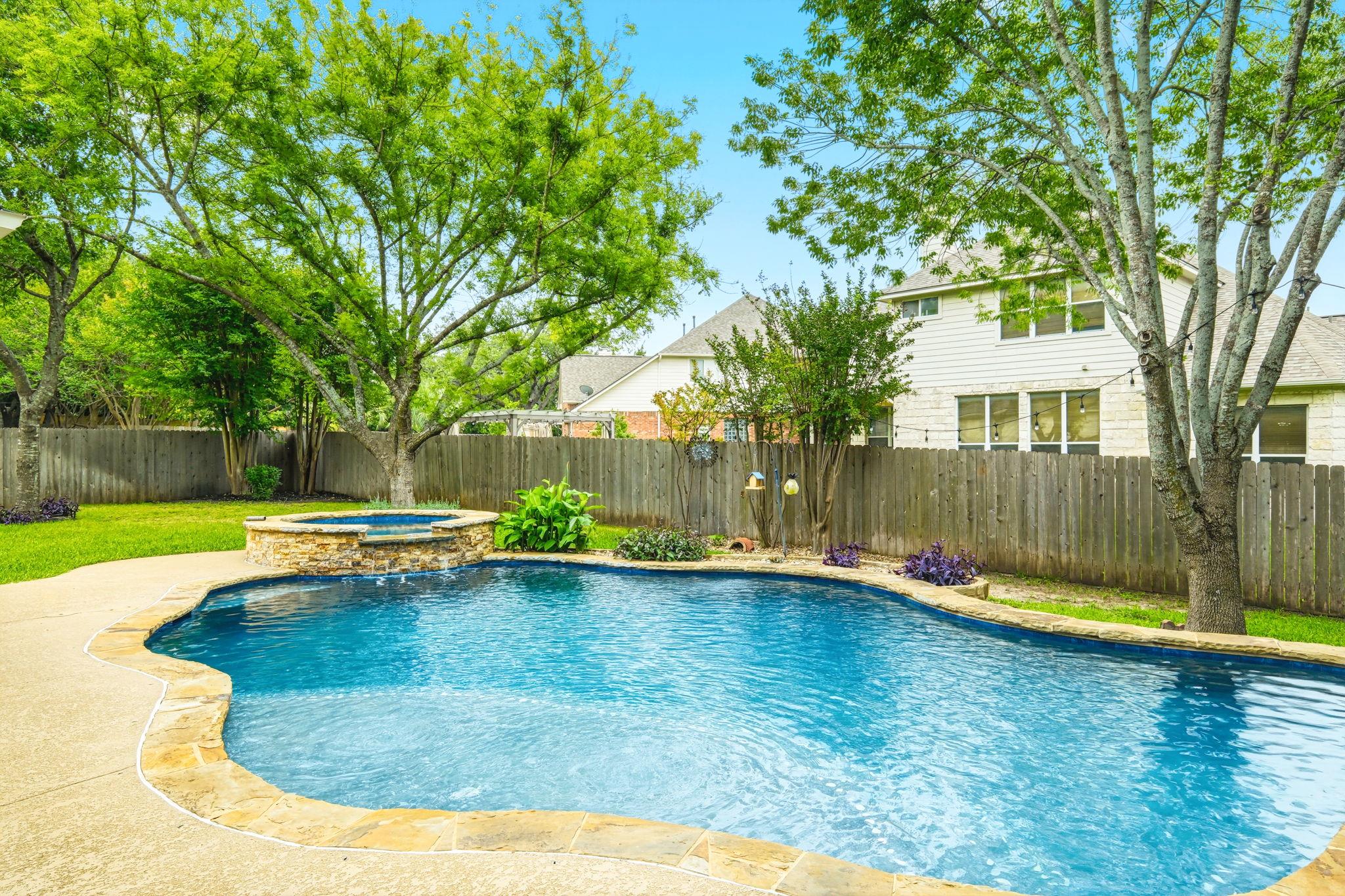 2701 Michelle Lynne Cv, Round Rock, TX 78681