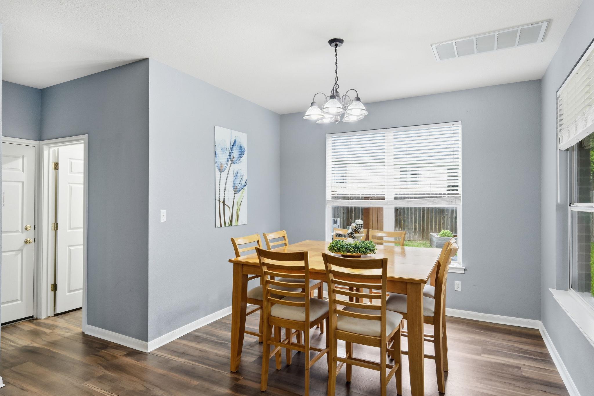 2701 Michelle Lynne Cv, Round Rock, TX 78681