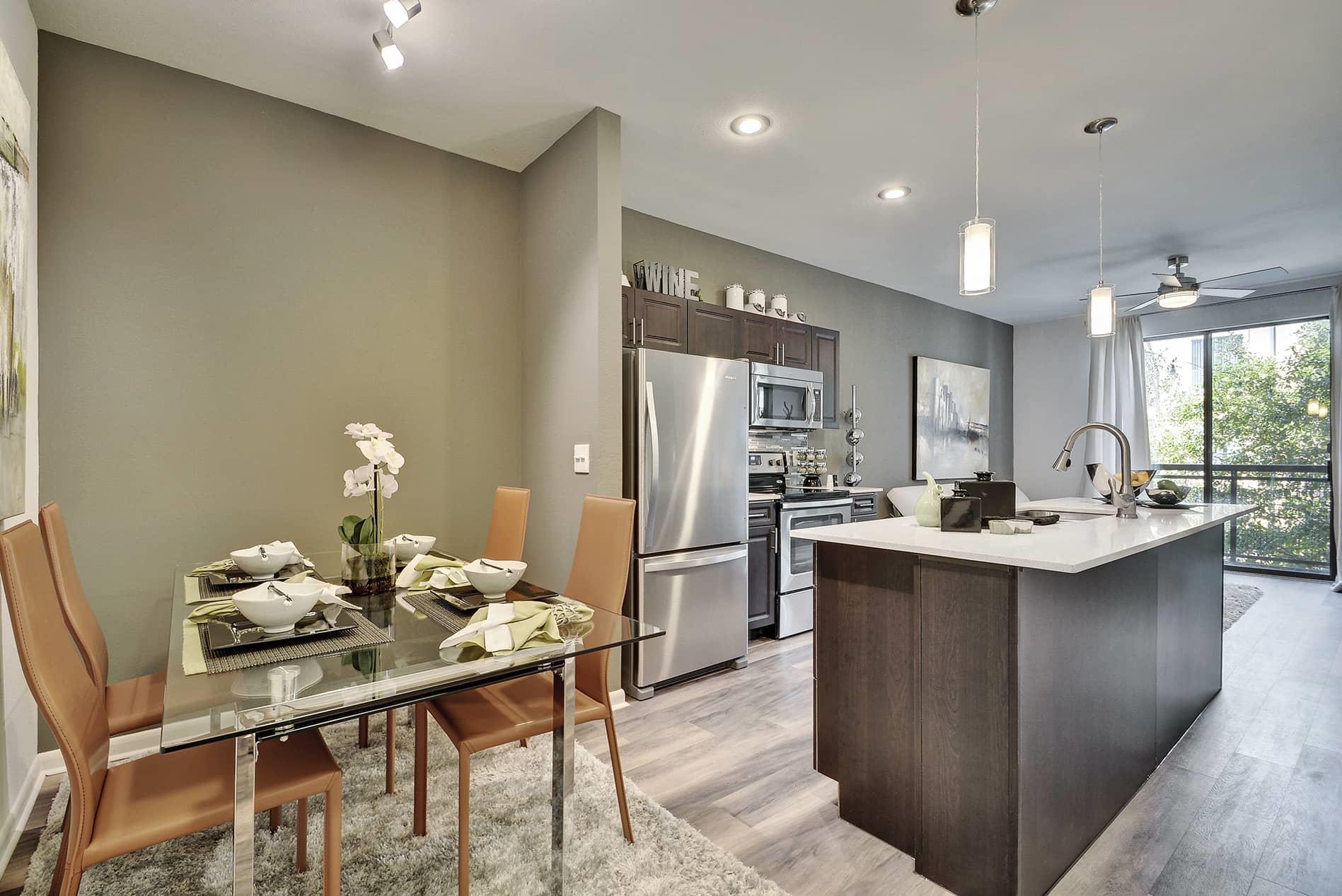 11400 DOMAIN Dr # 2217, Austin, TX 78758