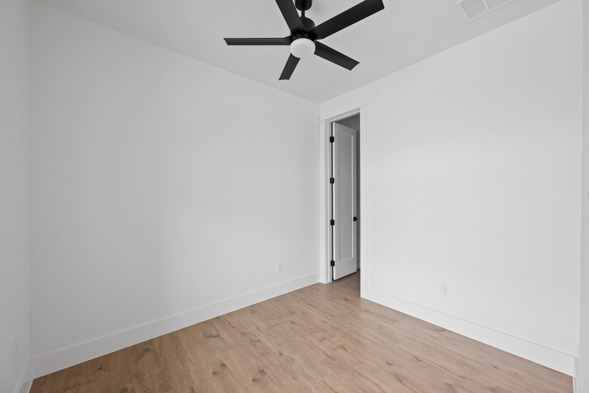 7920 Mullen Dr # 5, Austin, TX 78757