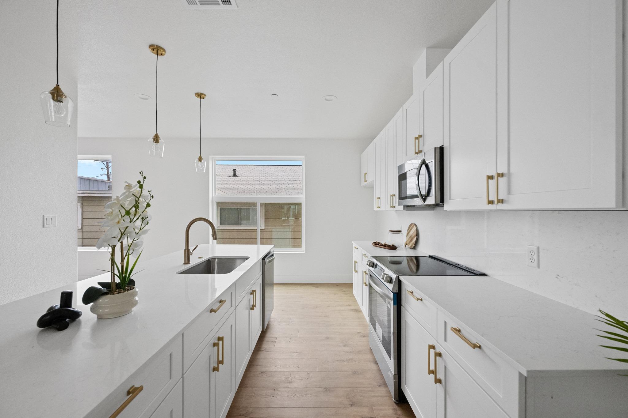 7920 Mullen Dr # 5, Austin, TX 78757