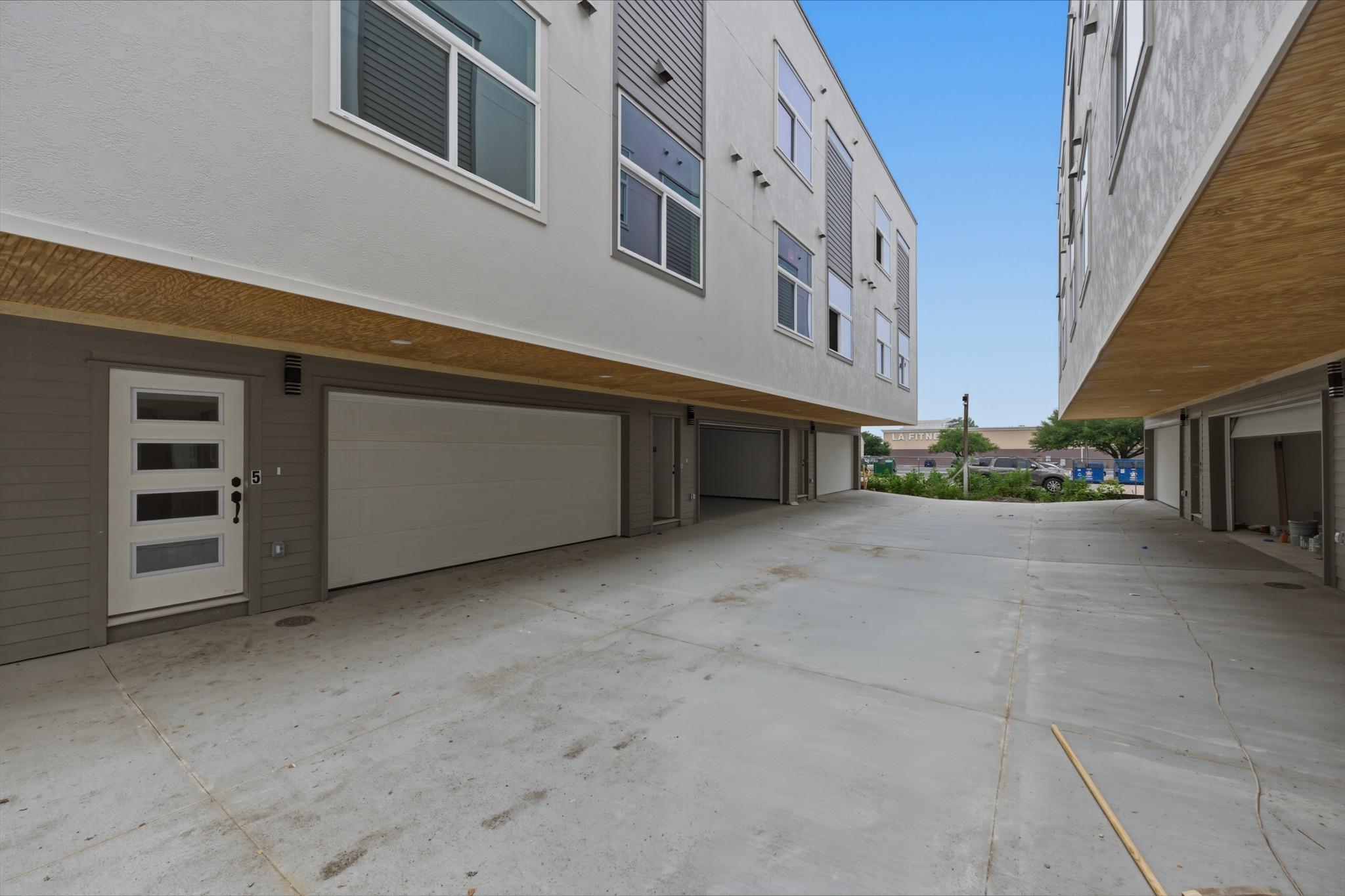 7920 Mullen Dr # 5, Austin, TX 78757