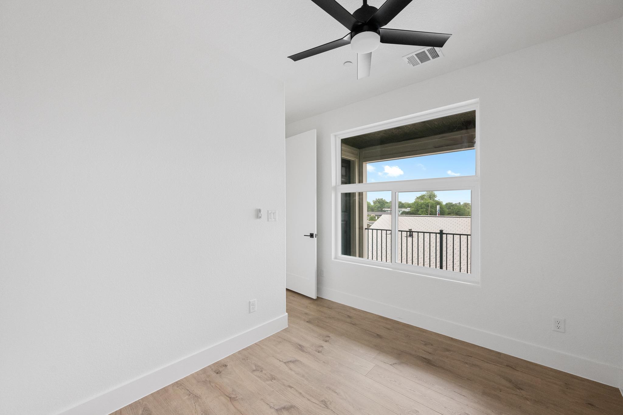 7920 Mullen Dr # 5, Austin, TX 78757