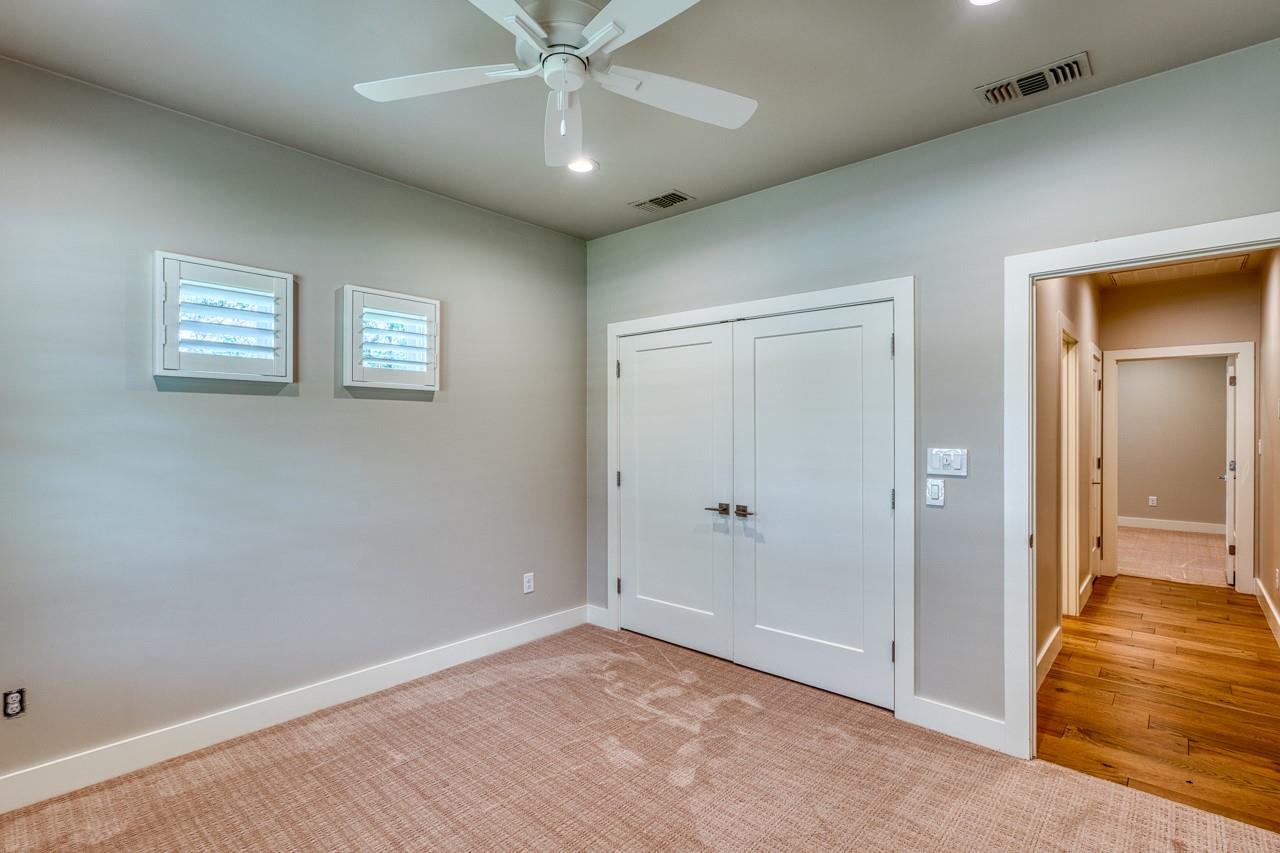 701 Indian Paint Trl, Horseshoe Bay, TX 78657