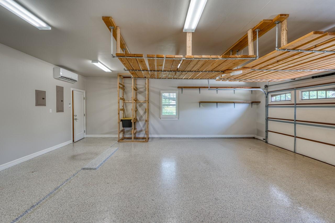 701 Indian Paint Trl, Horseshoe Bay, TX 78657