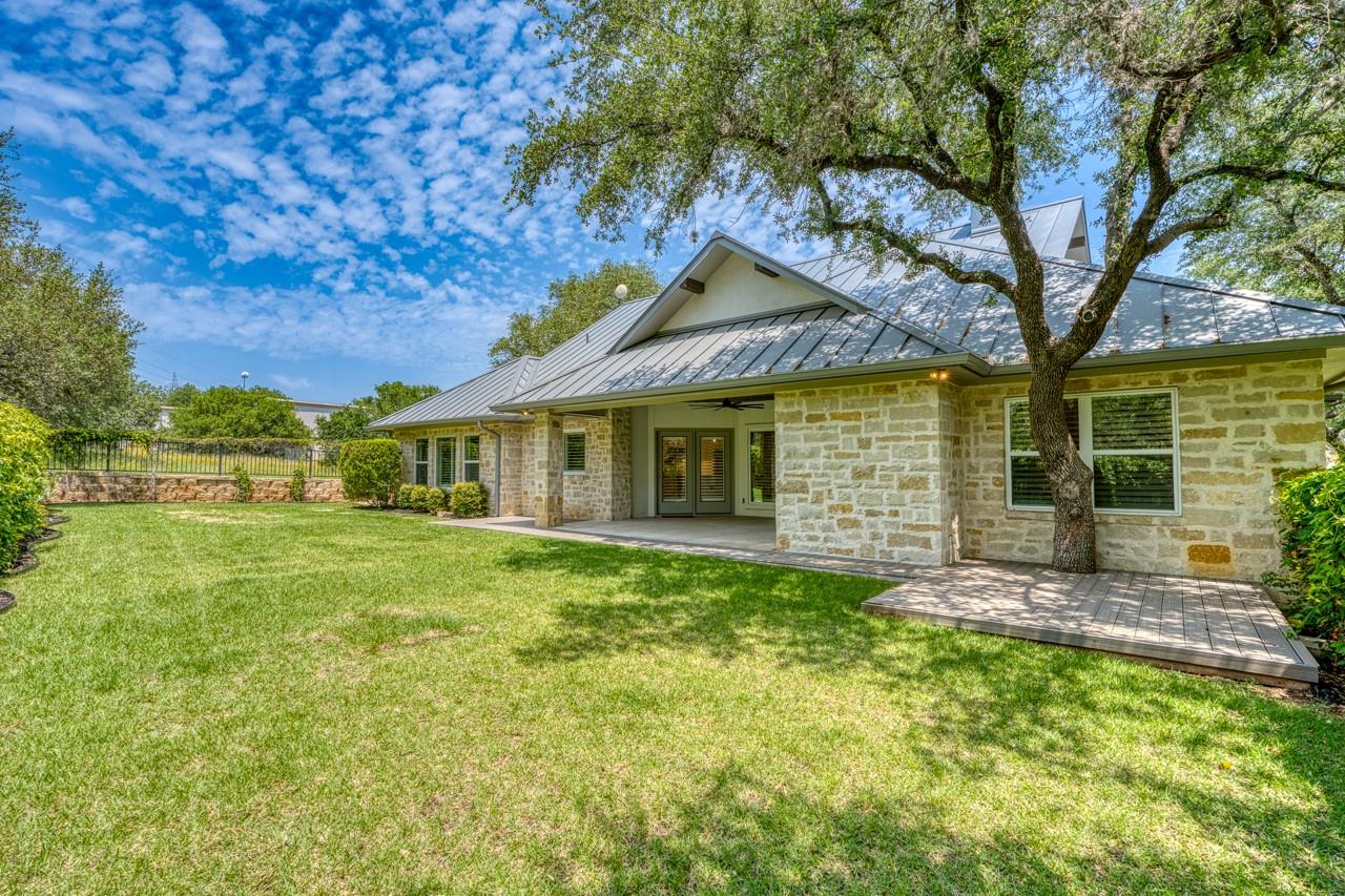 701 Indian Paint Trl, Horseshoe Bay, TX 78657
