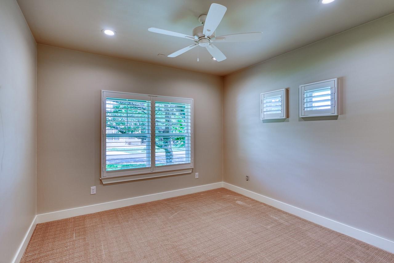 701 Indian Paint Trl, Horseshoe Bay, TX 78657