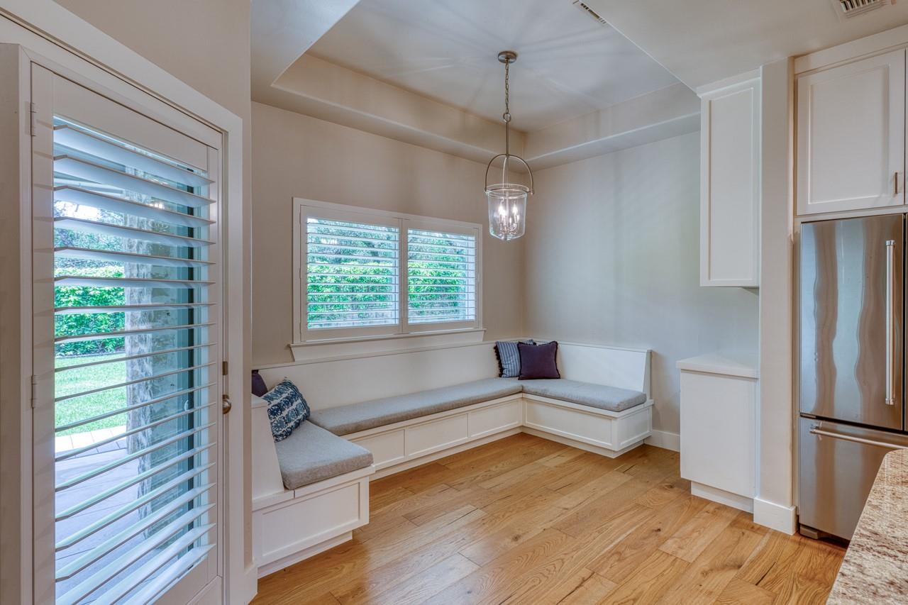 701 Indian Paint Trl, Horseshoe Bay, TX 78657