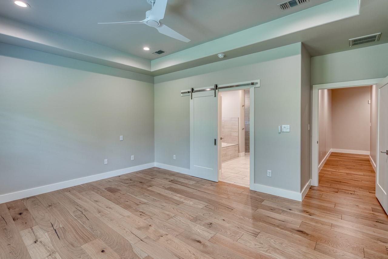 701 Indian Paint Trl, Horseshoe Bay, TX 78657