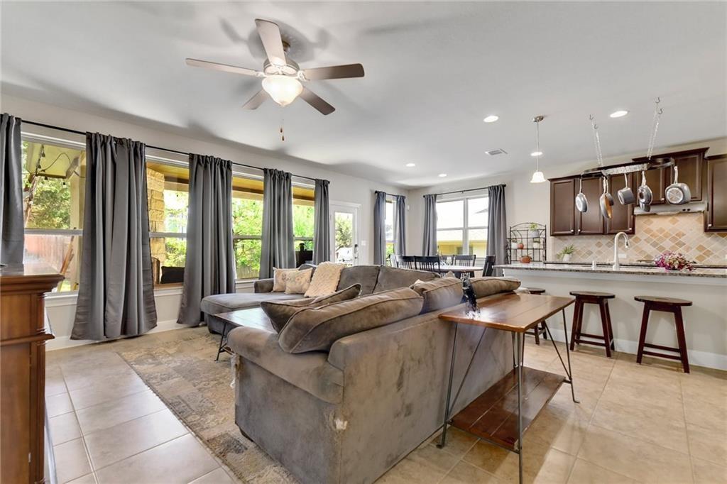 16005 Cinca Terra Dr, Austin, TX 78738