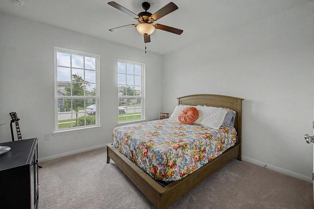 247 Carolina Jasmine Dr, San Marcos, TX 78666