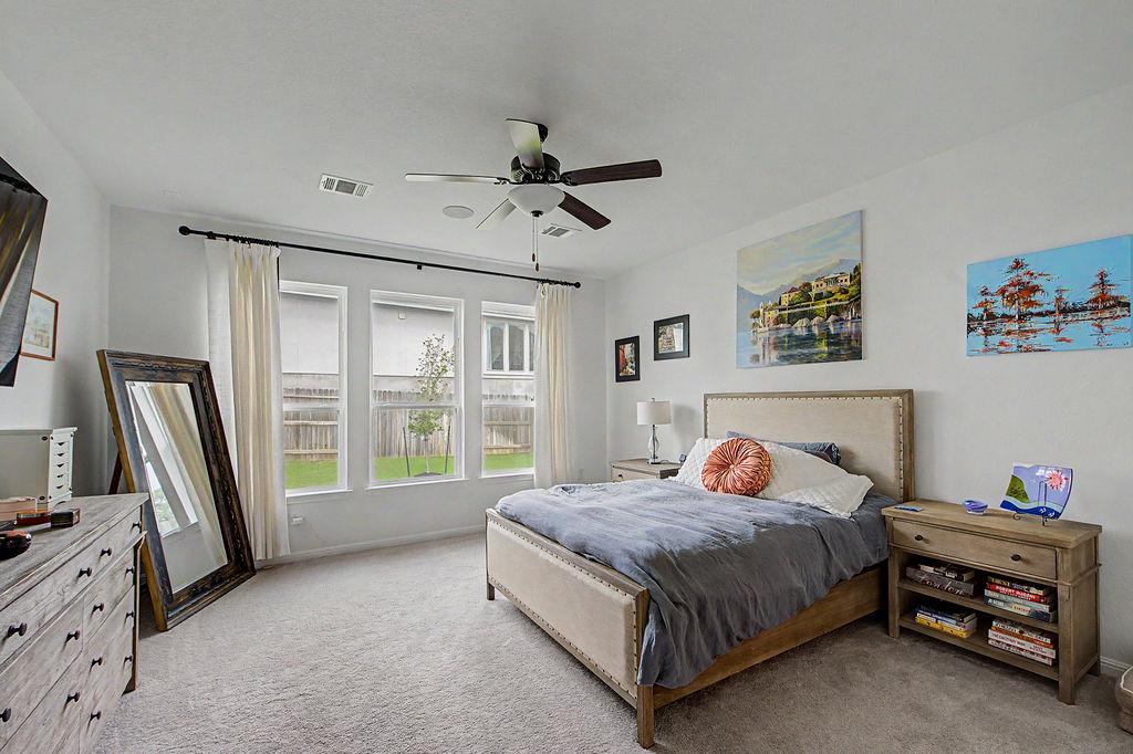 247 Carolina Jasmine Dr, San Marcos, TX 78666