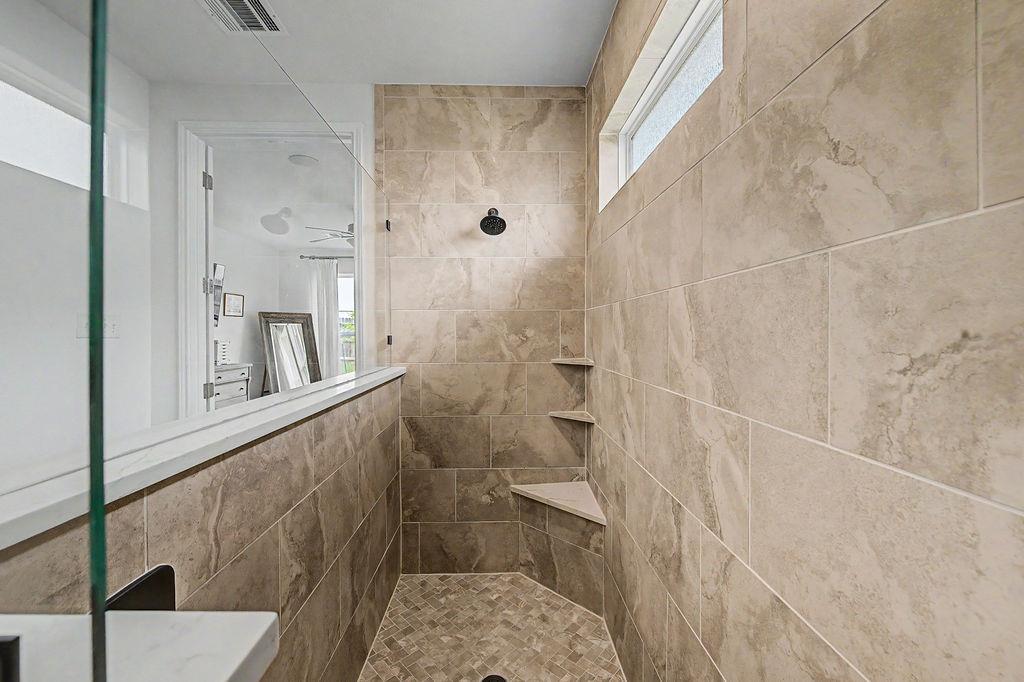 247 Carolina Jasmine Dr, San Marcos, TX 78666