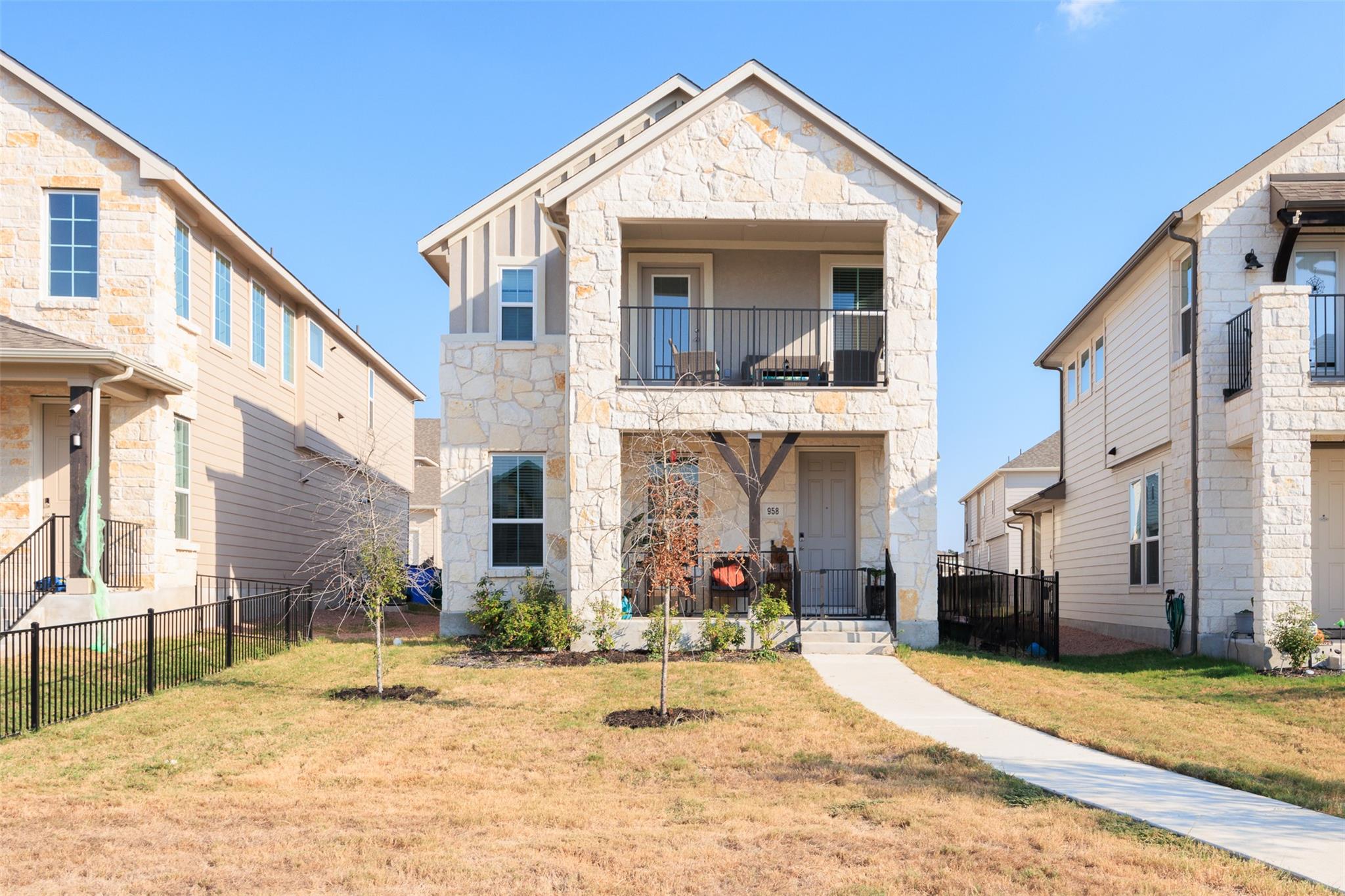 958 Lone Peak Way, Dripping Springs, TX 78620
