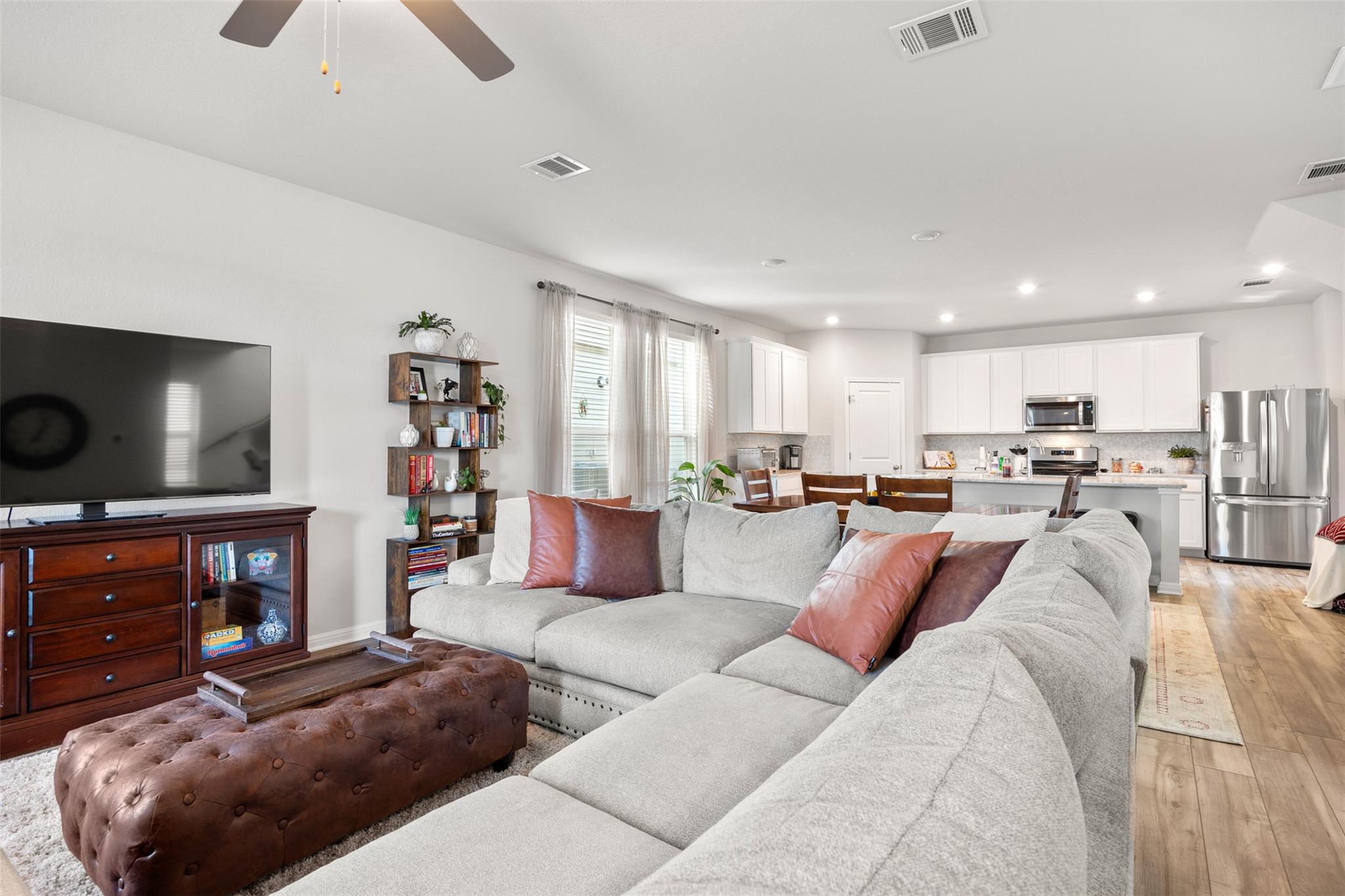 958 Lone Peak Way, Dripping Springs, TX 78620