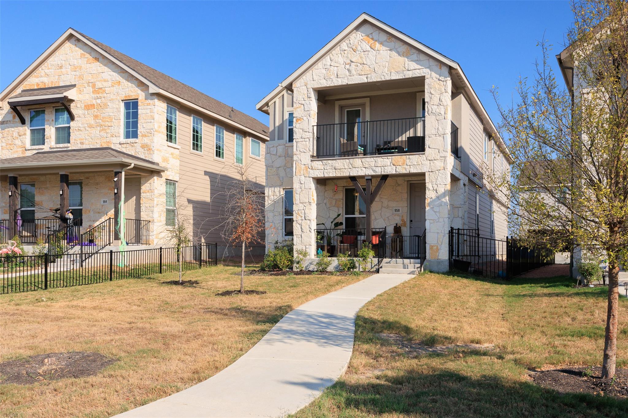958 Lone Peak Way, Dripping Springs, TX 78620