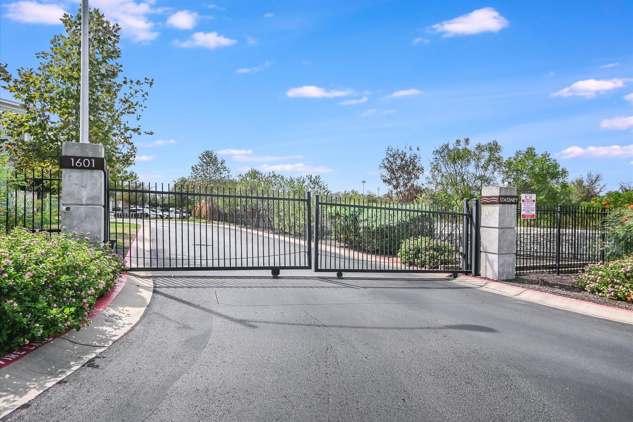 5801 Swayden Ln, Austin, TX 78745