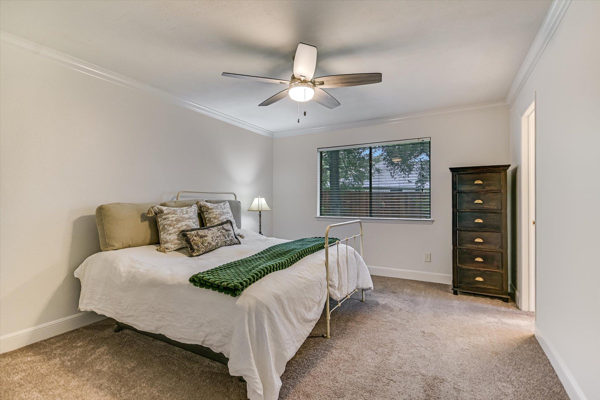 4811 Alta Loma Dr, Austin, TX 78749