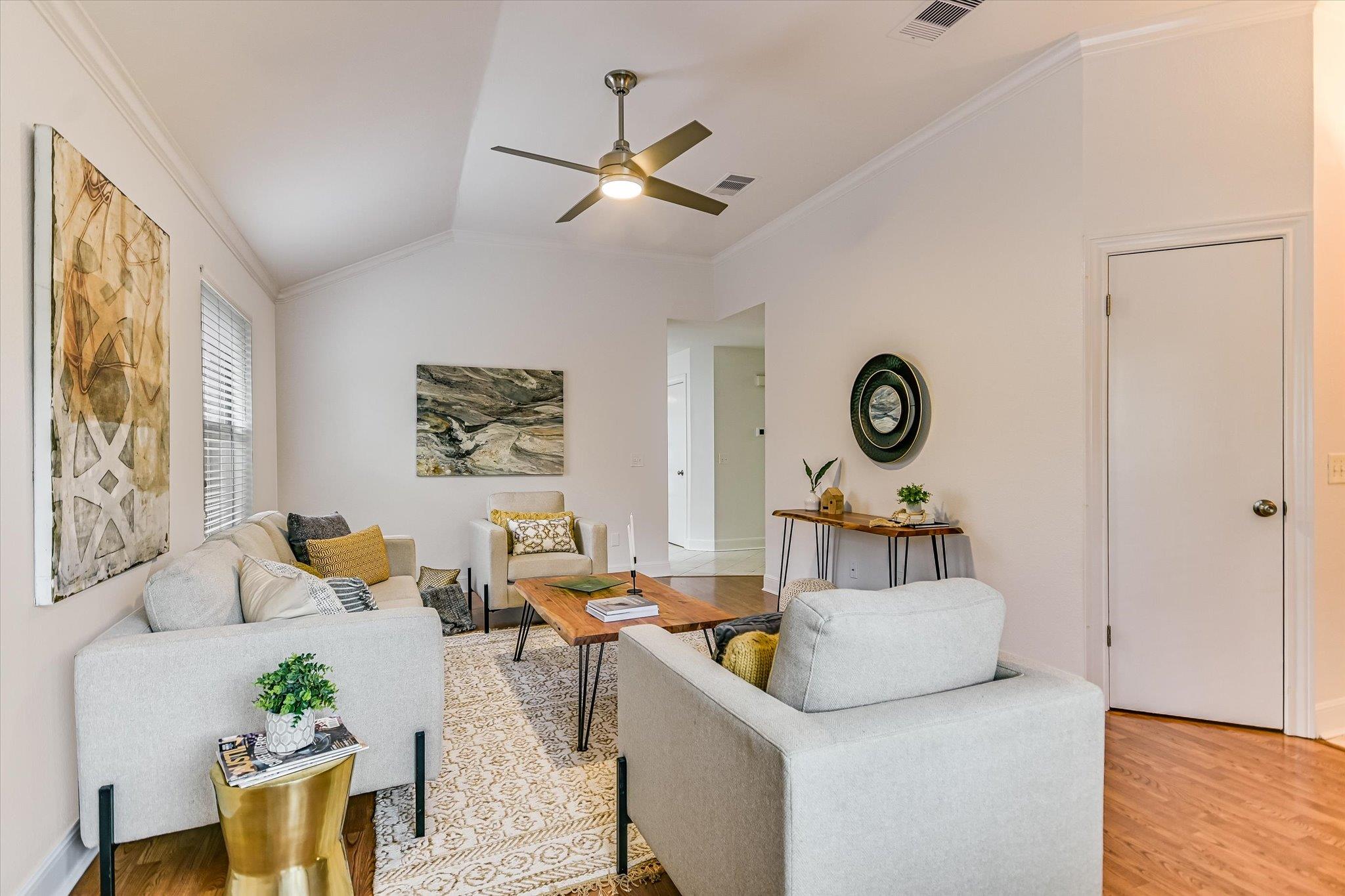 4811 Alta Loma Dr, Austin, TX 78749