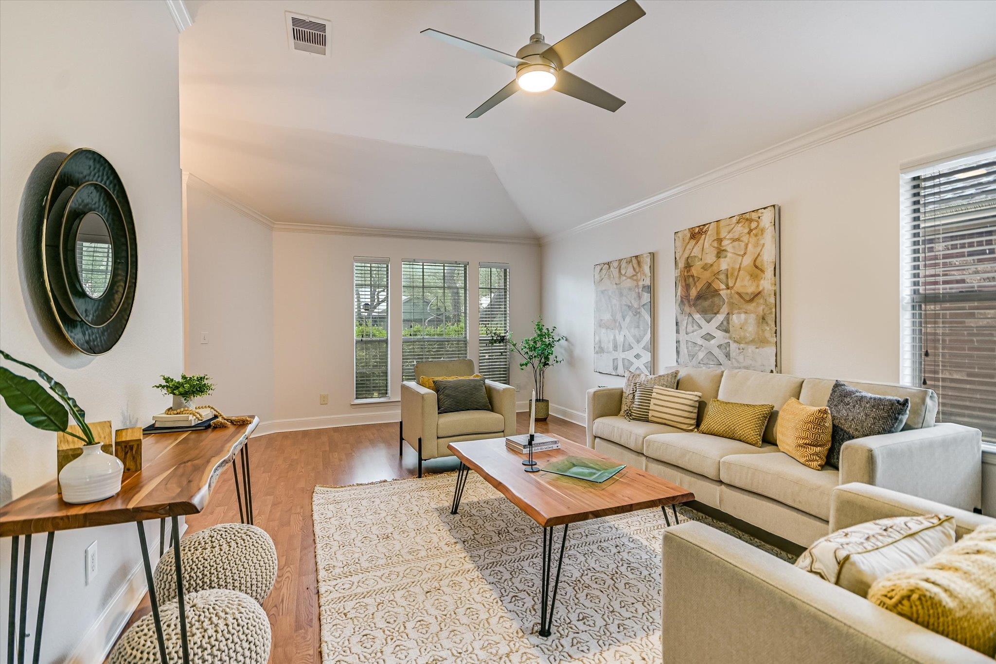 4811 Alta Loma Dr, Austin, TX 78749
