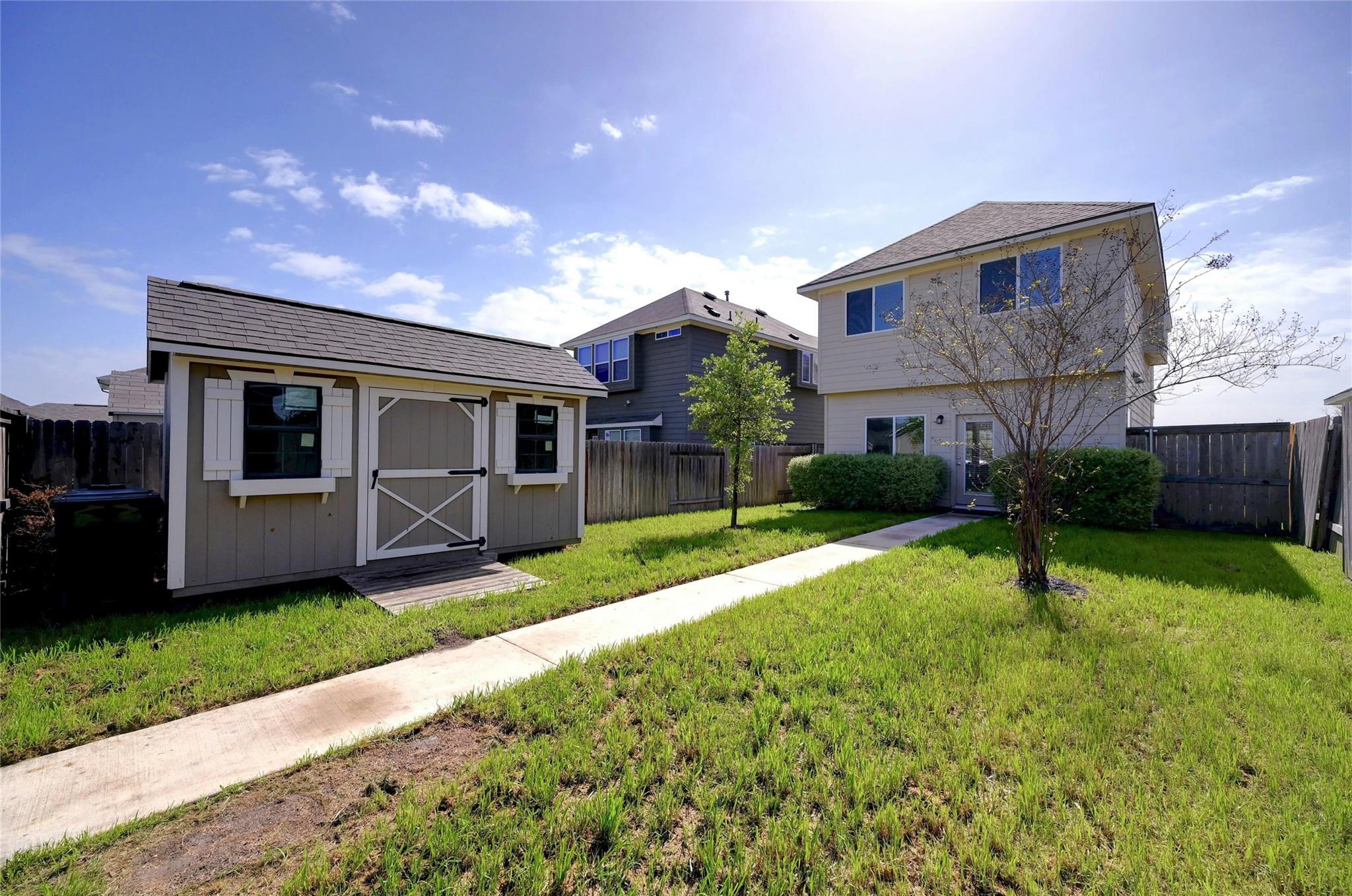 121 Switchgrass St, San Marcos, TX 78666