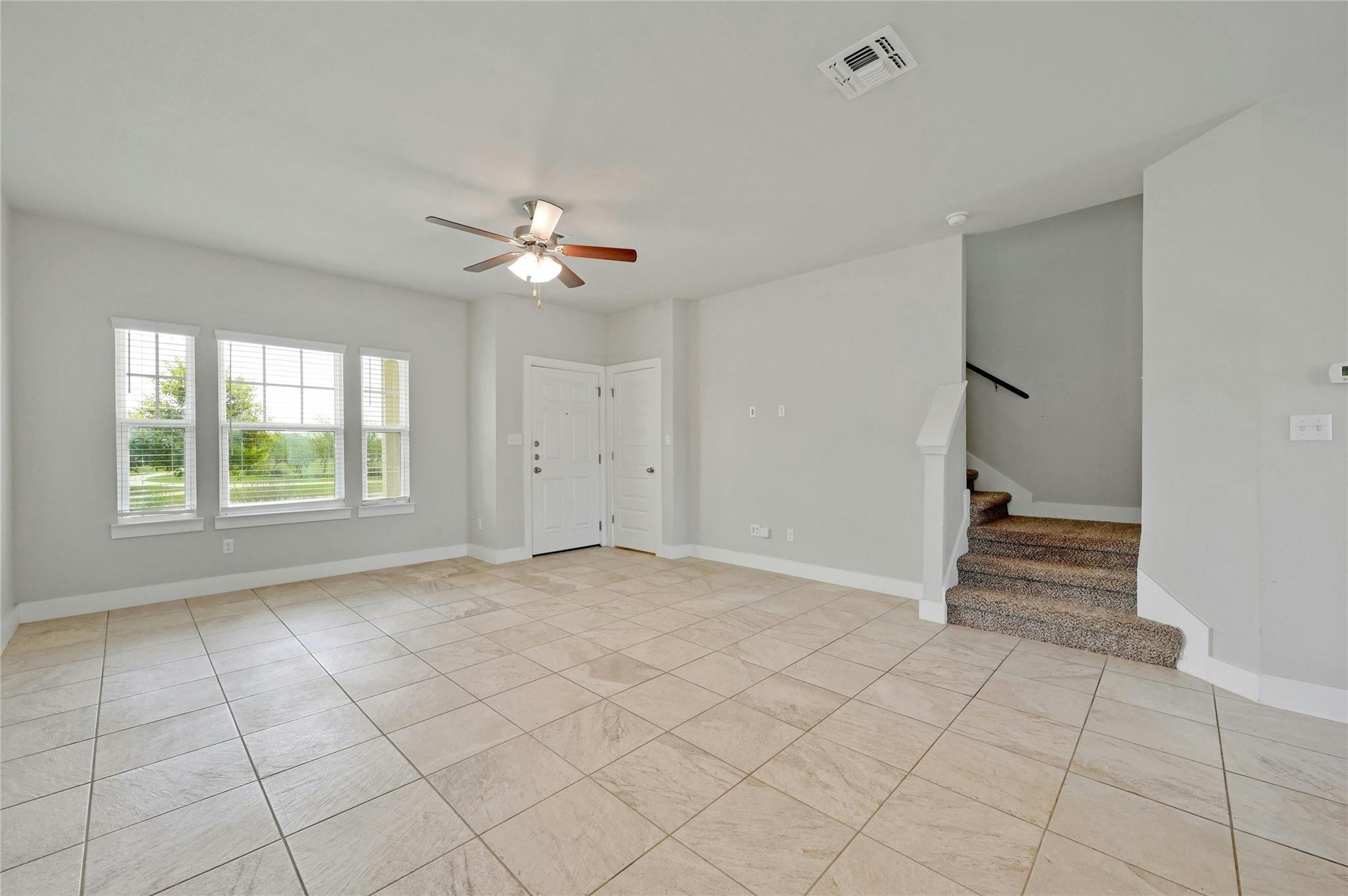 121 Switchgrass St, San Marcos, TX 78666