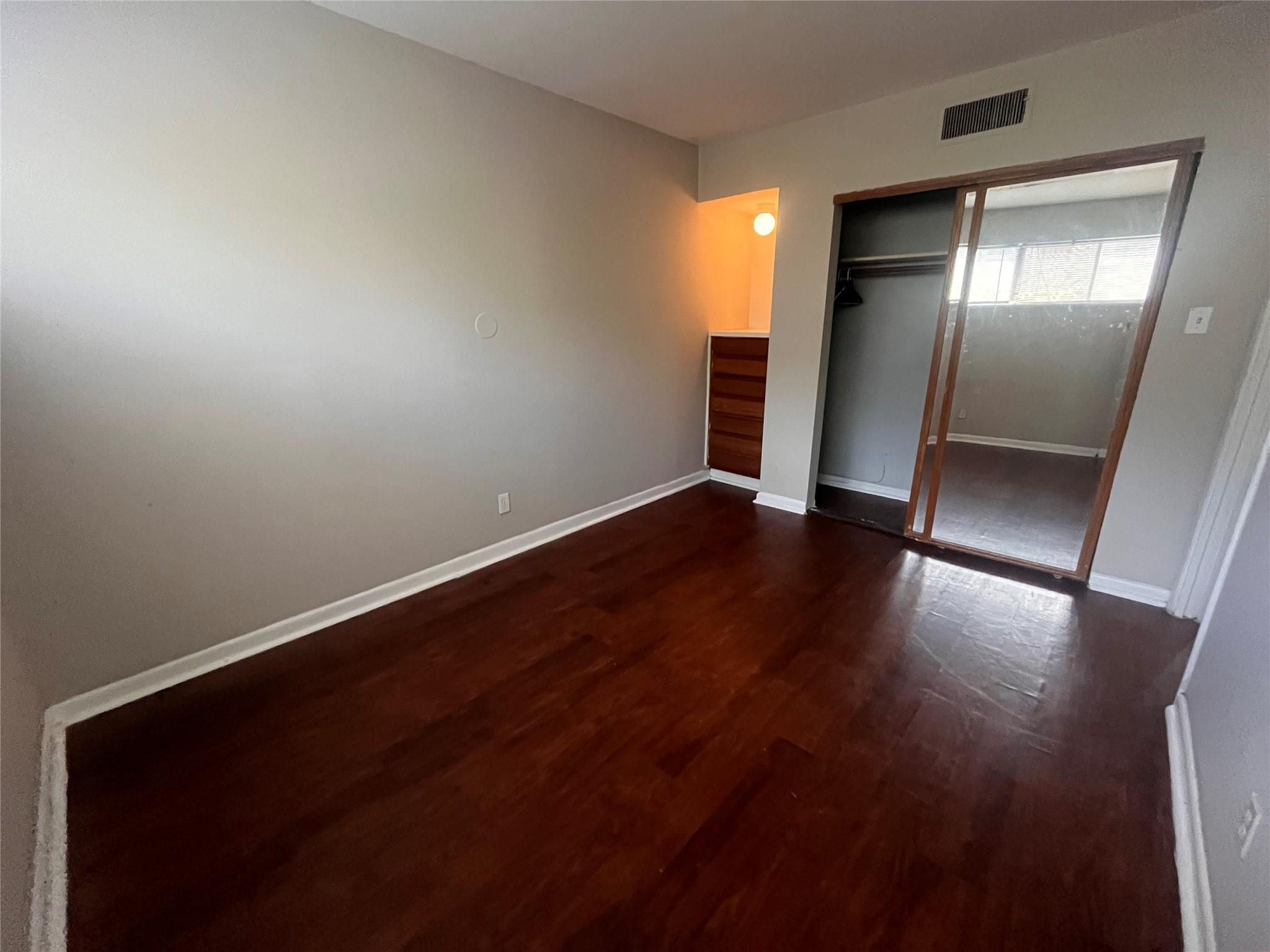 3304 Red River St # 103, Austin, TX 78705