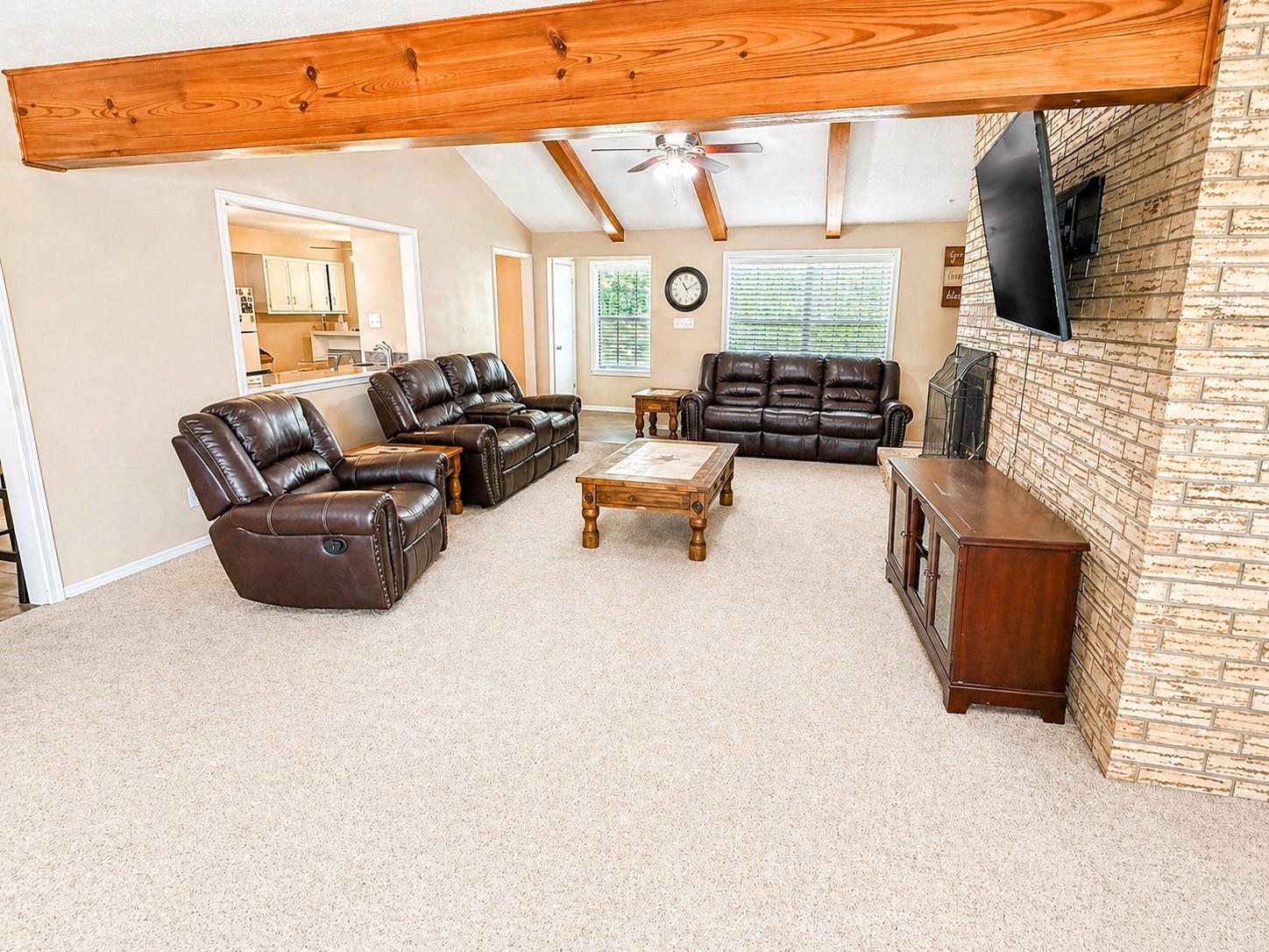 1076 FM 2095, Cameron, TX 76520