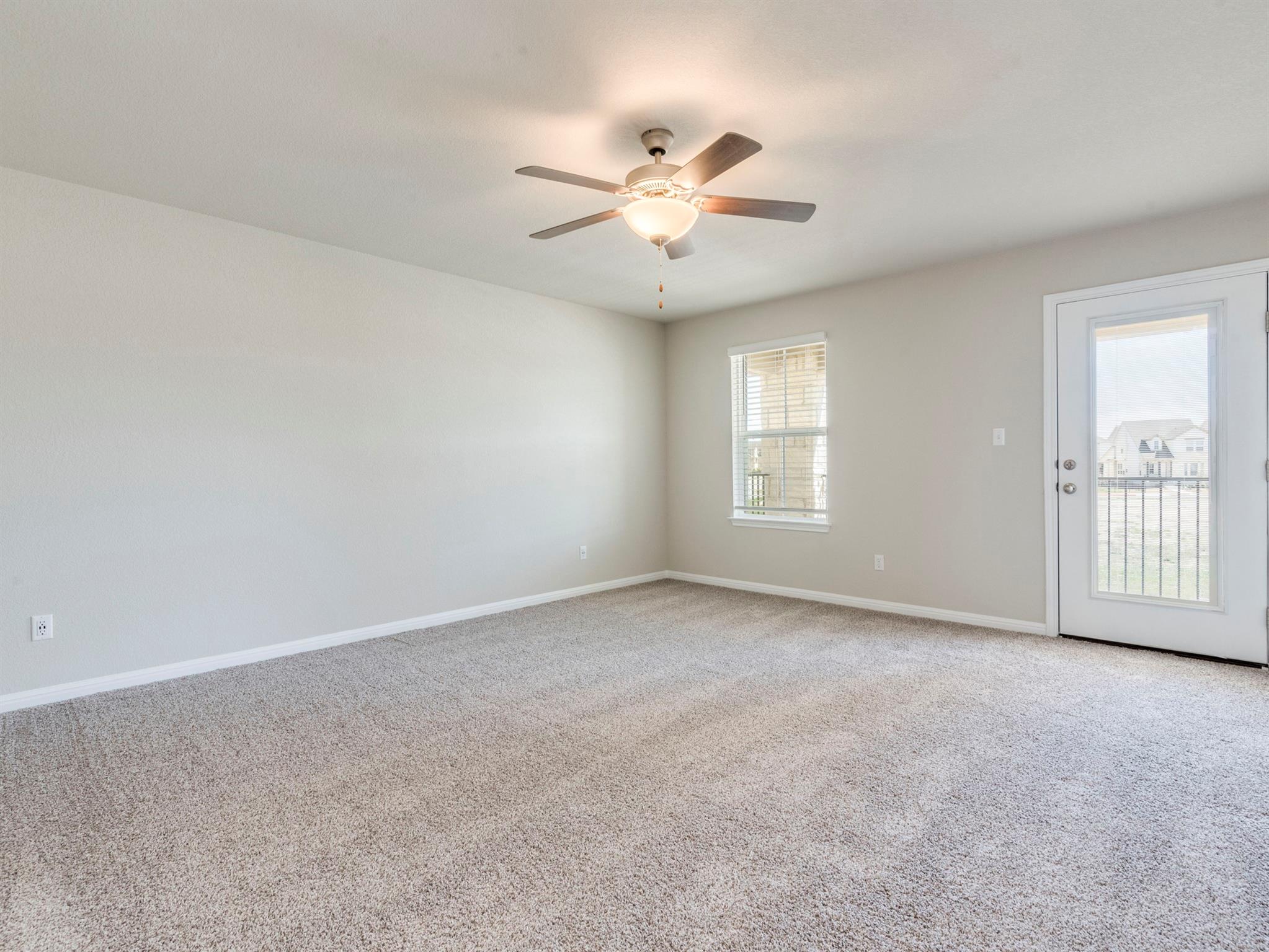 370 Lost Mine Peak Ln, Dripping Springs, TX 78620