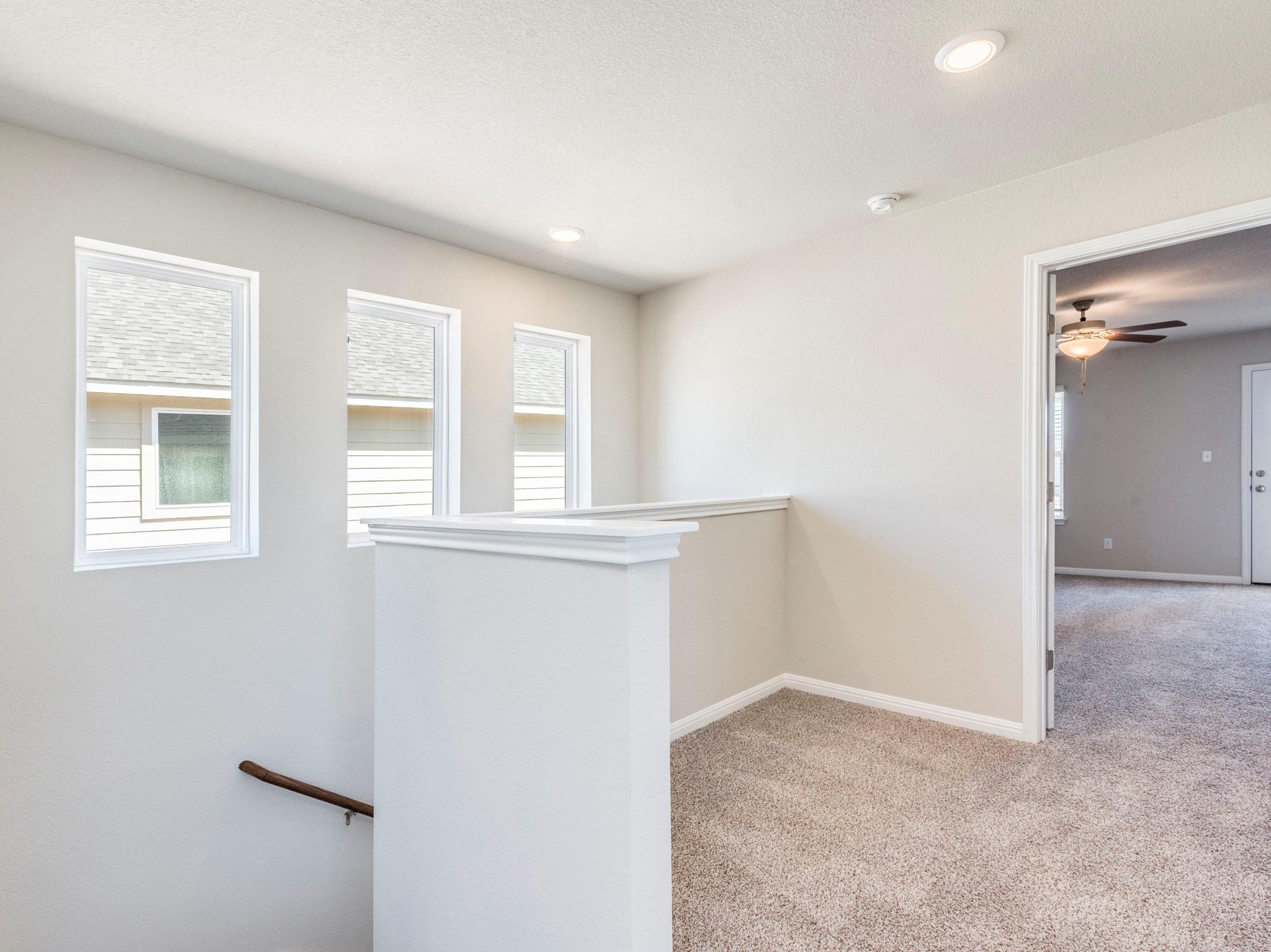 370 Lost Mine Peak Ln, Dripping Springs, TX 78620