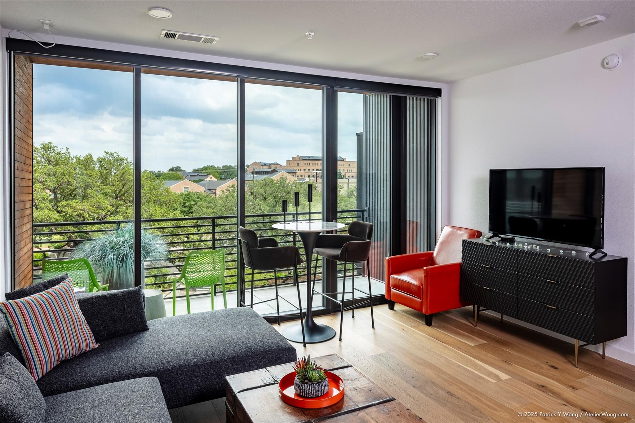 900 S 1st St # 416, Austin, TX 78704