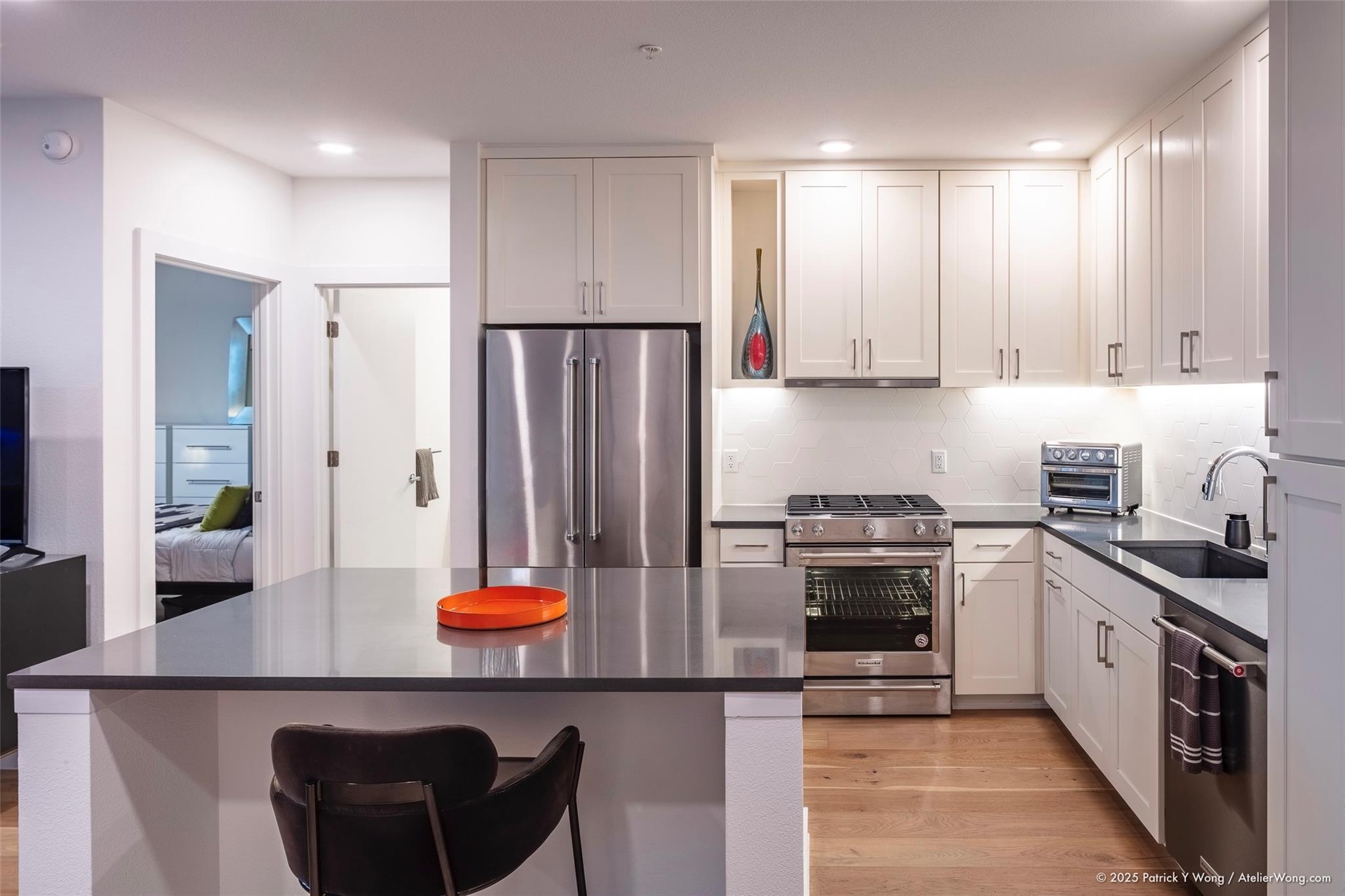 900 S 1st St # 416, Austin, TX 78704