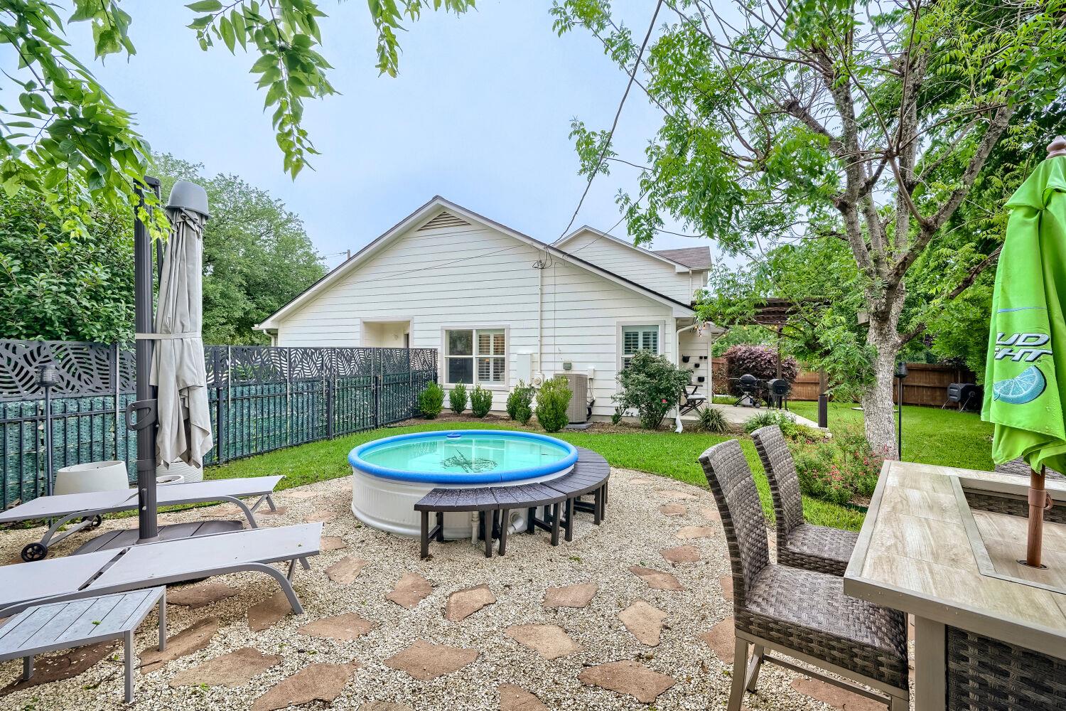 302 Ryan Ln, Georgetown, TX 78628