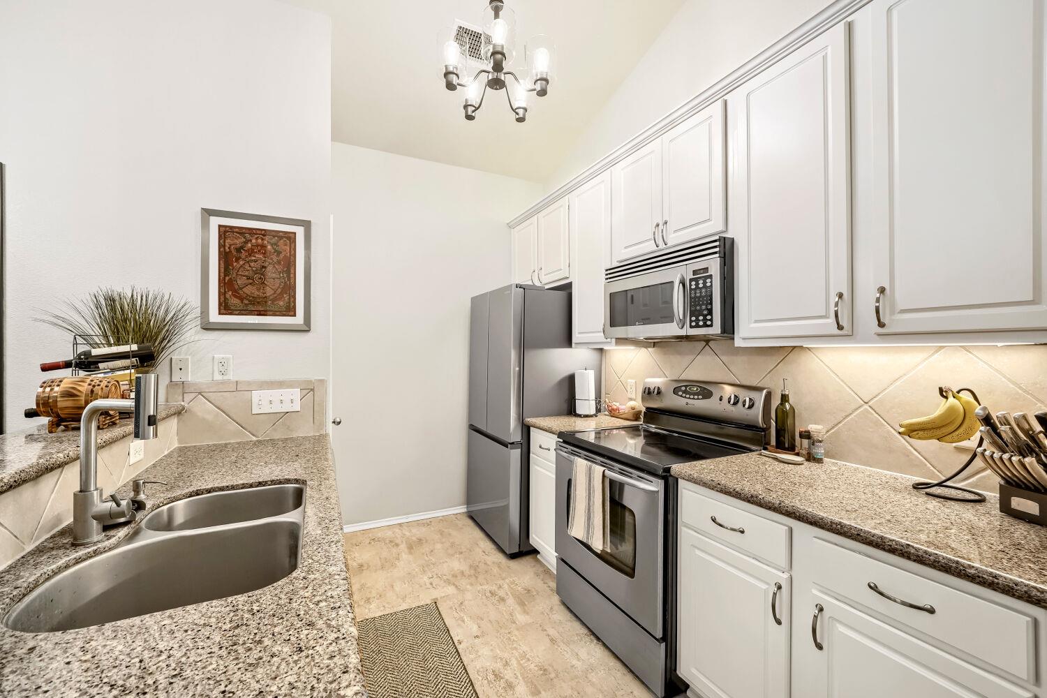 302 Ryan Ln, Georgetown, TX 78628